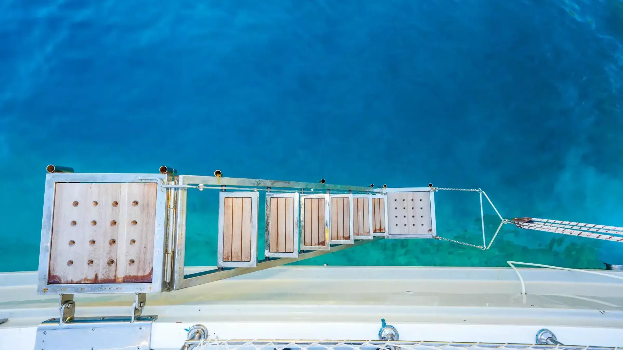 Holiday 5 gulet amenities exterior deck in Türkiye