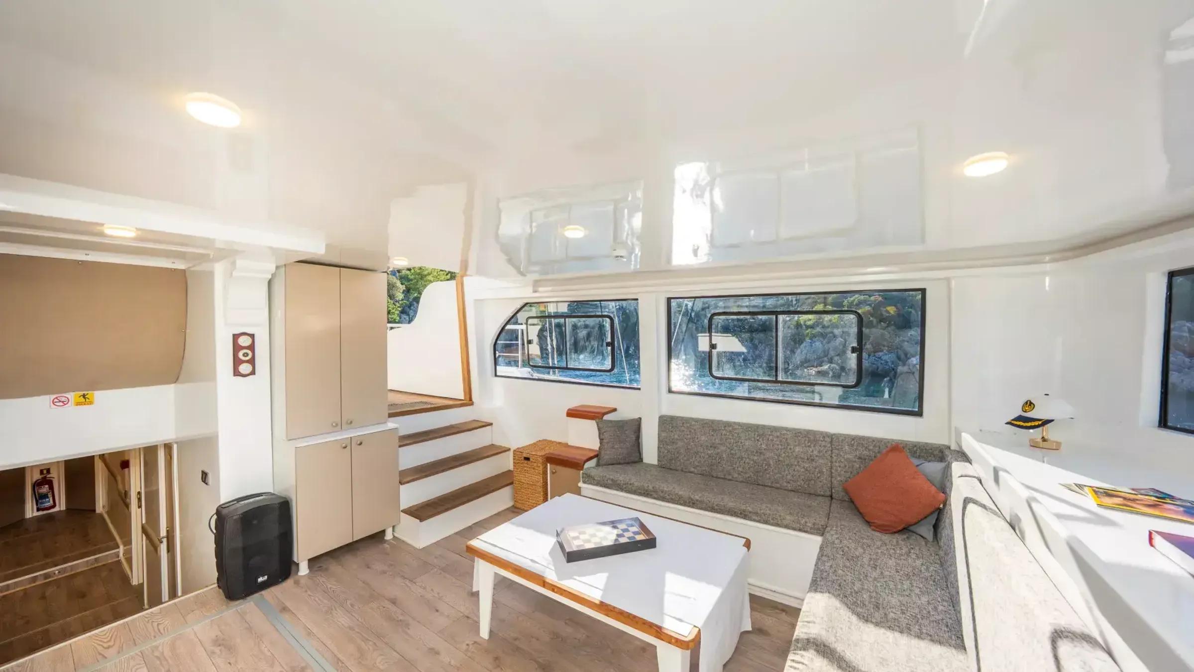 Holiday 5 gulet interior cabin in Türkiye