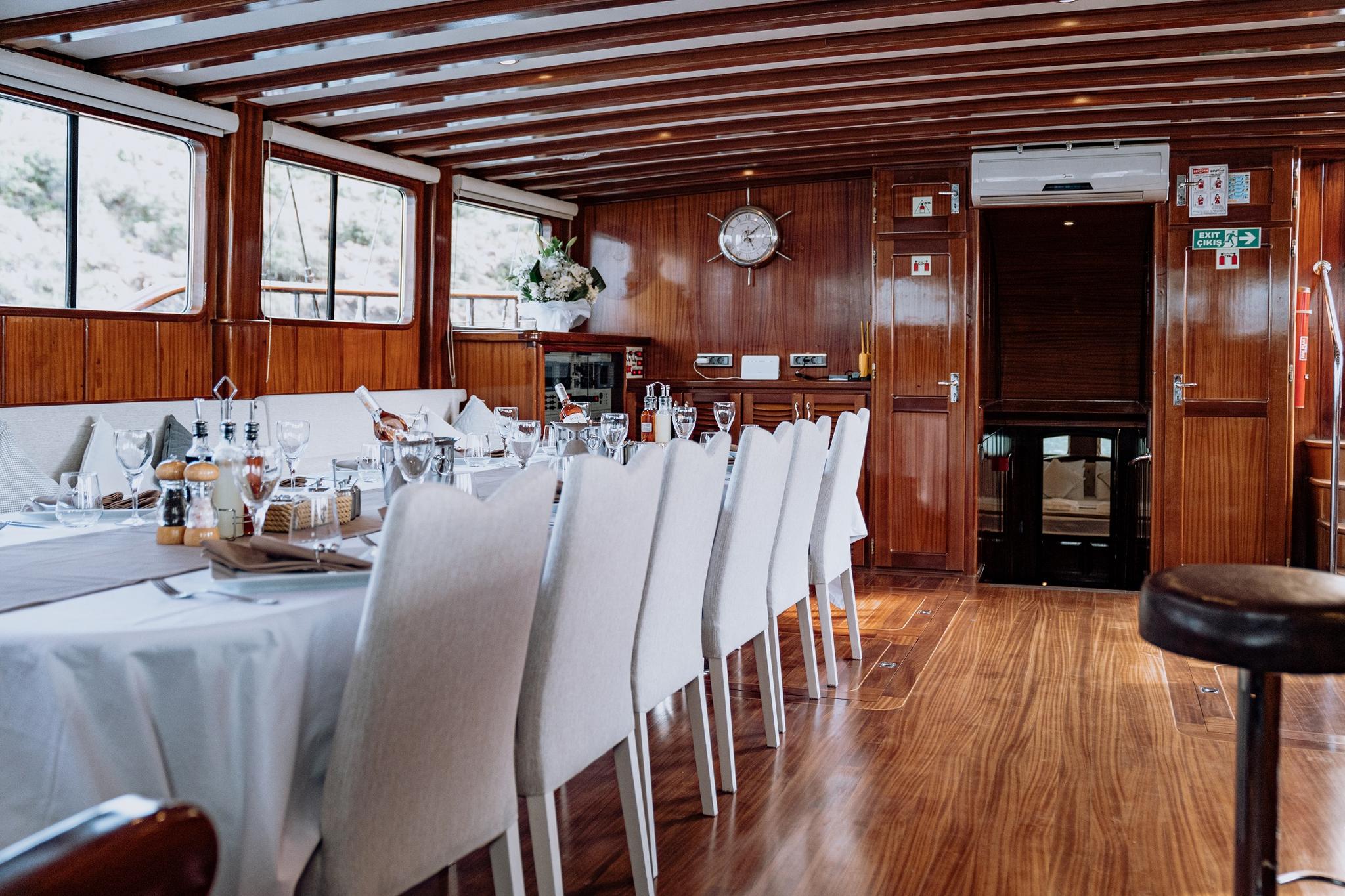 Lycian Queen gulet interior cabin in Türkiye