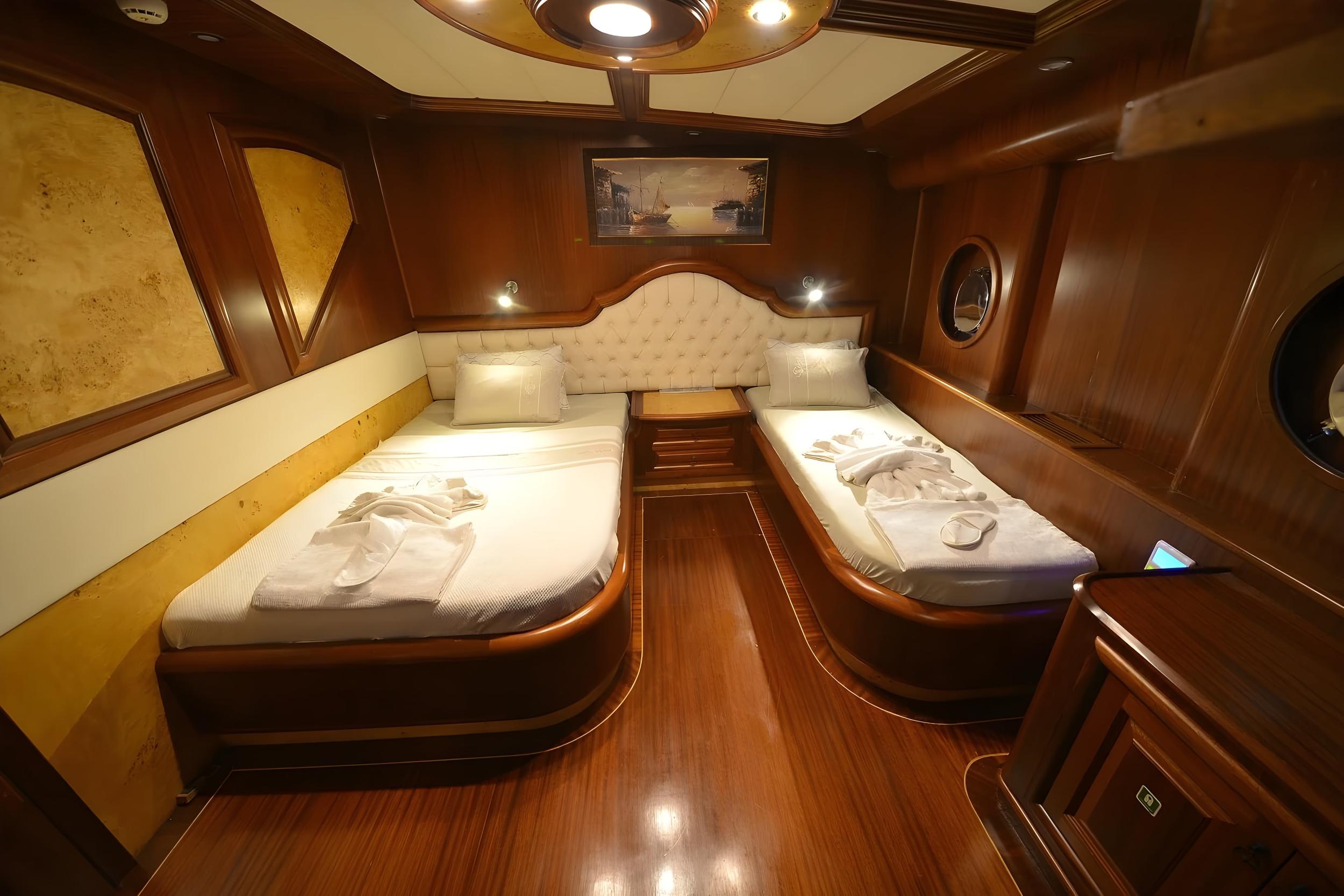 Kaptan Mehmet Bugra gulet interior cabin in Türkiye