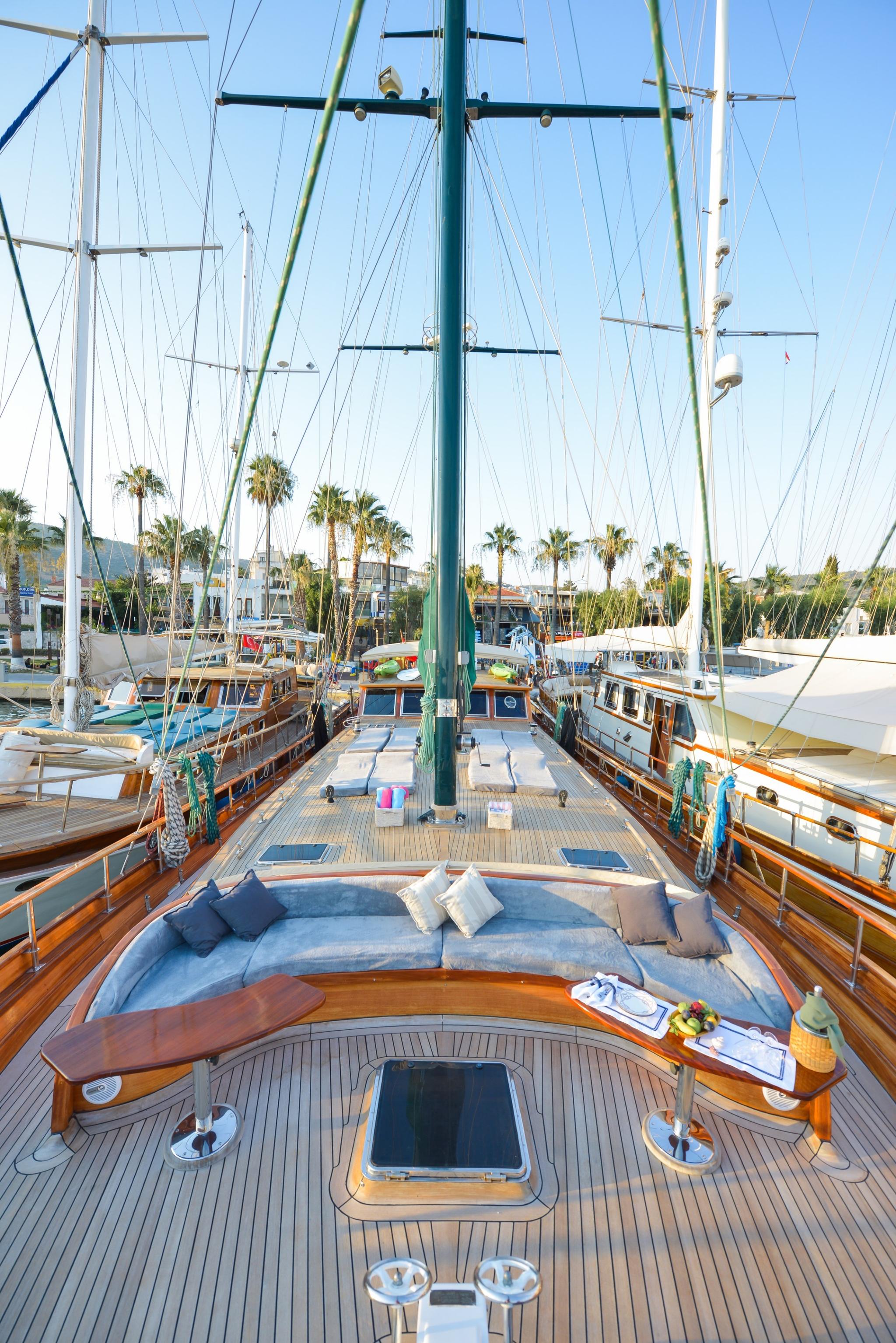 Ros Mare gulet amenities exterior deck in Türkiye