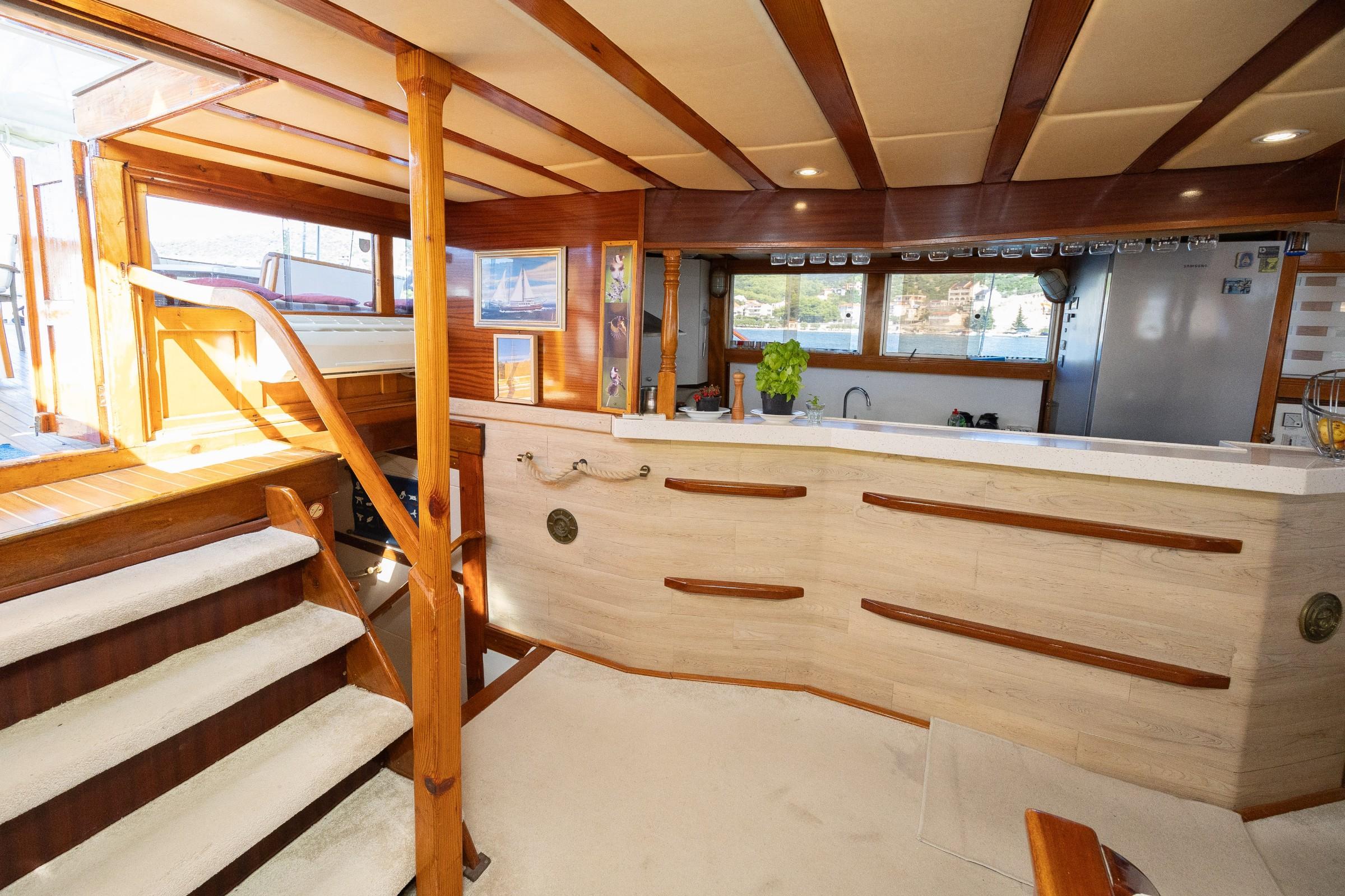 Gardelin gulet amenities interior cabin in Croatia