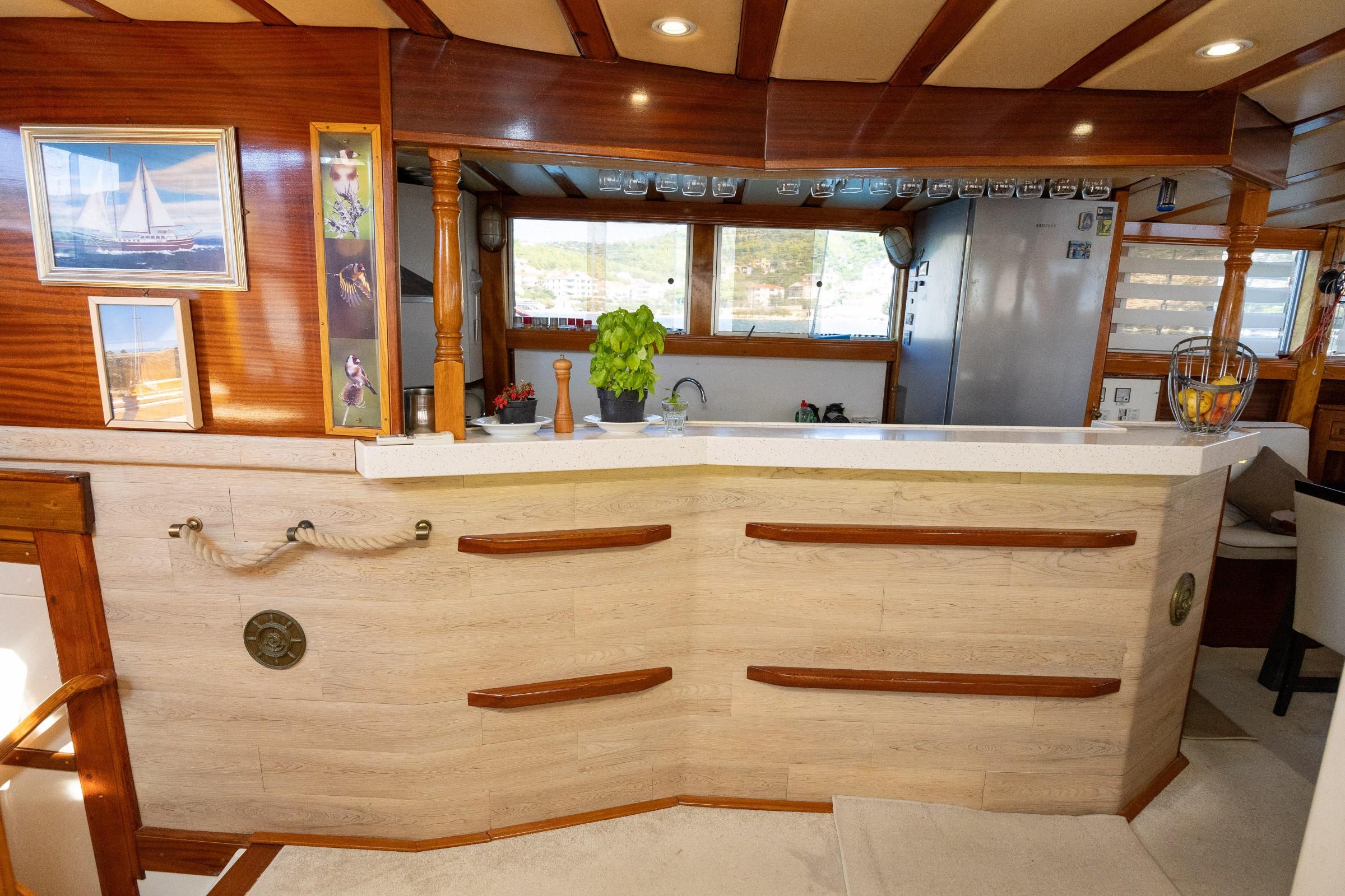 Gardelin gulet amenities interior cabin in Croatia