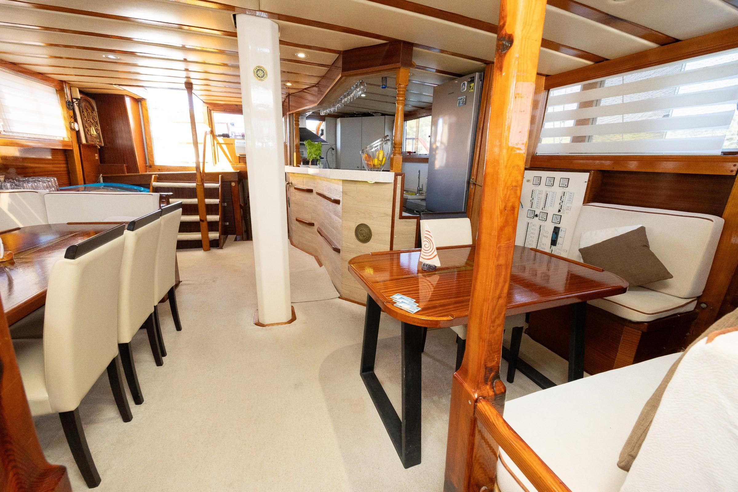 Gardelin gulet amenities interior cabin in Croatia
