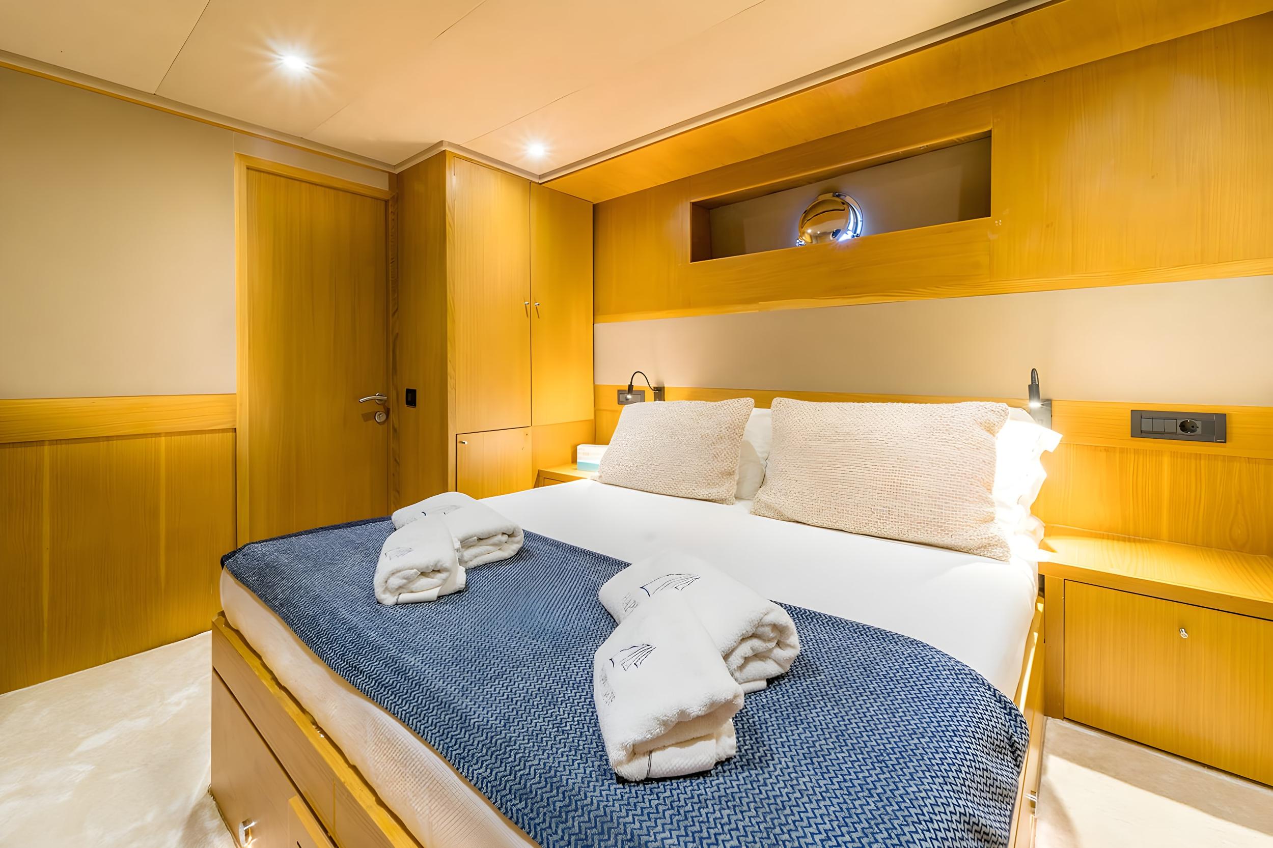Happy Days gulet accommodation interior cabin in Türkiye