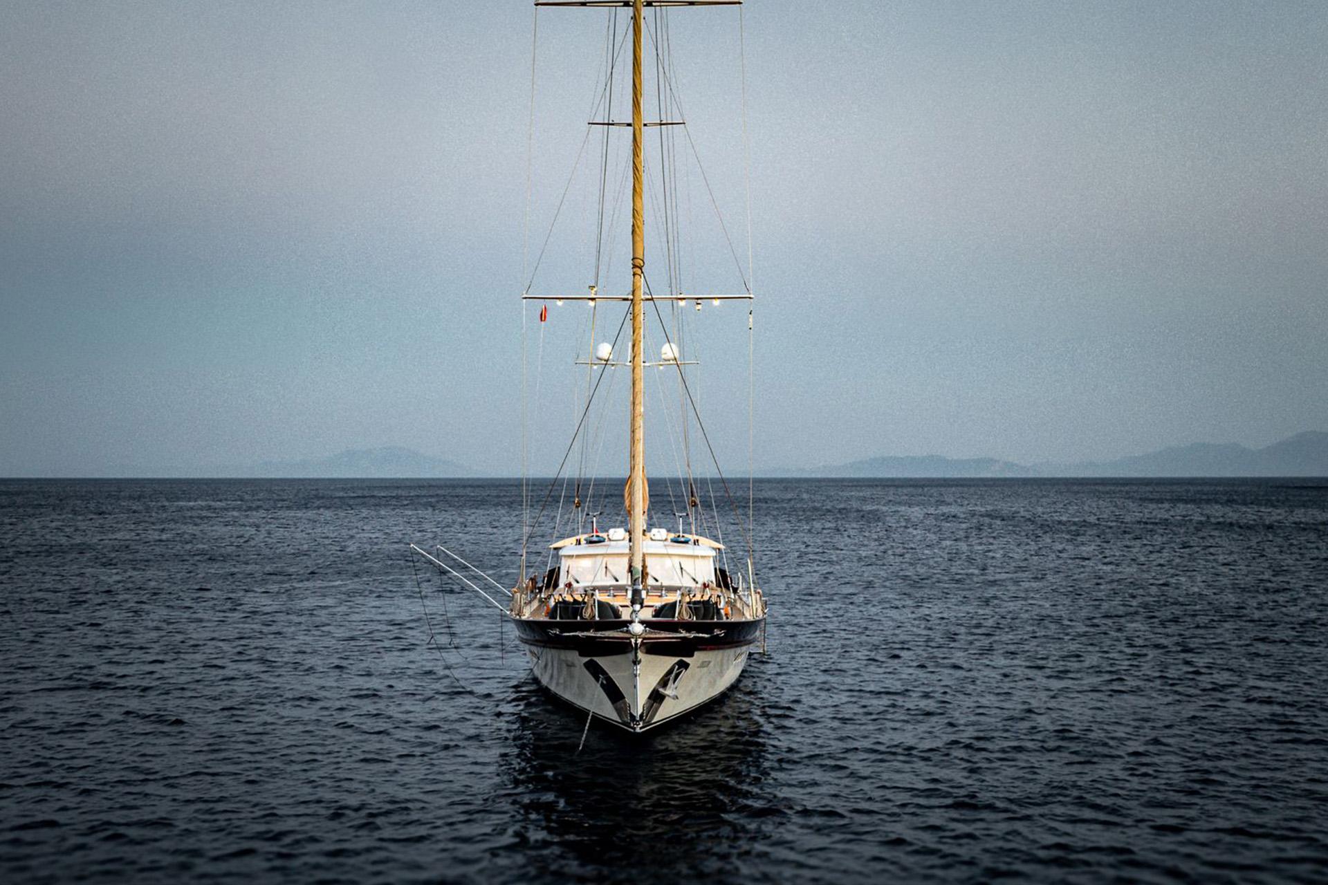 Zelda gulet amenities exterior deck in Türkiye