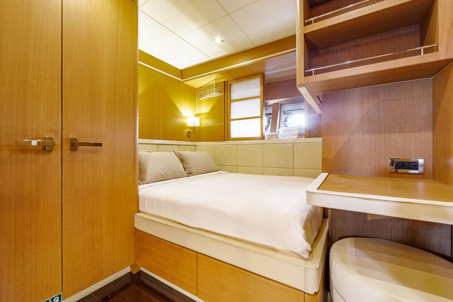 Zelda gulet accommodation interior cabin in Türkiye