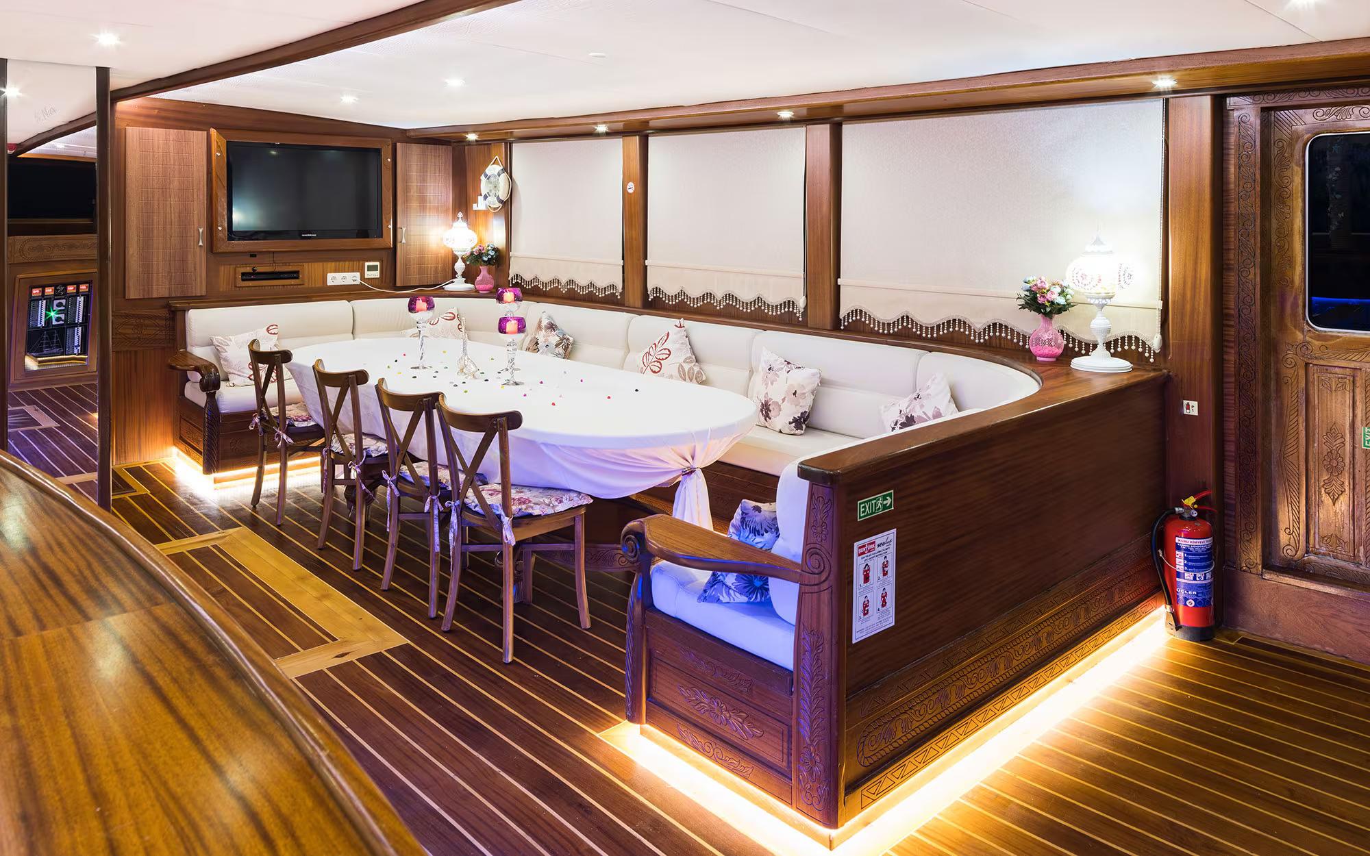 S Nur Taylan gulet amenities interior cabin in Türkiye