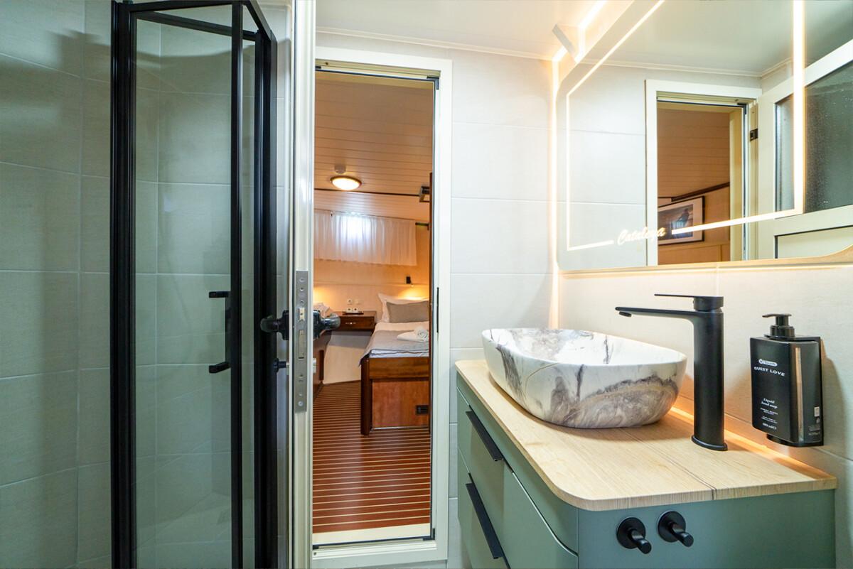 CATALEYA gulet accommodation interior cabin in Croatia