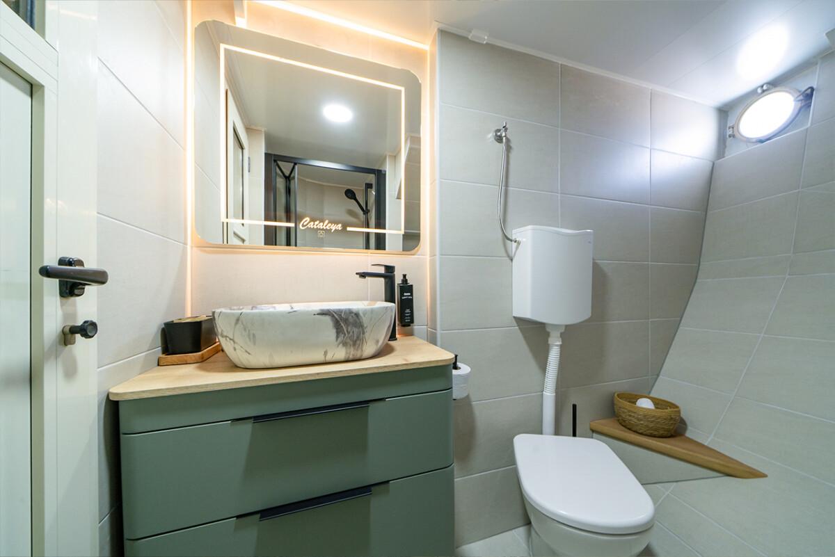 CATALEYA gulet accommodation interior cabin in Croatia