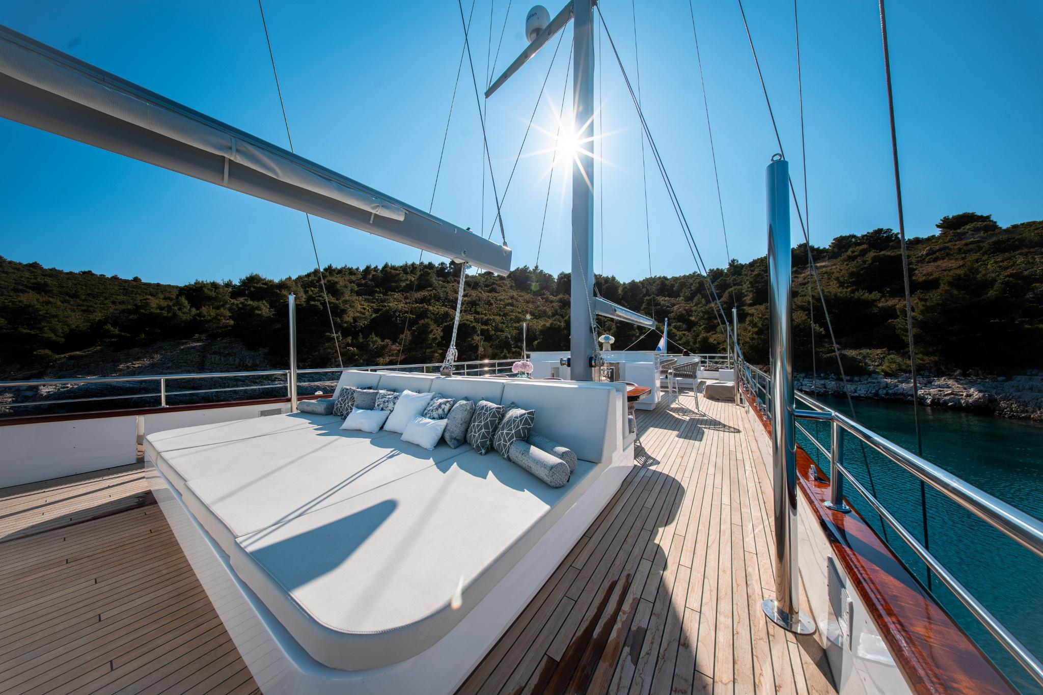 Nocturno gulet amenities exterior deck in Croatia