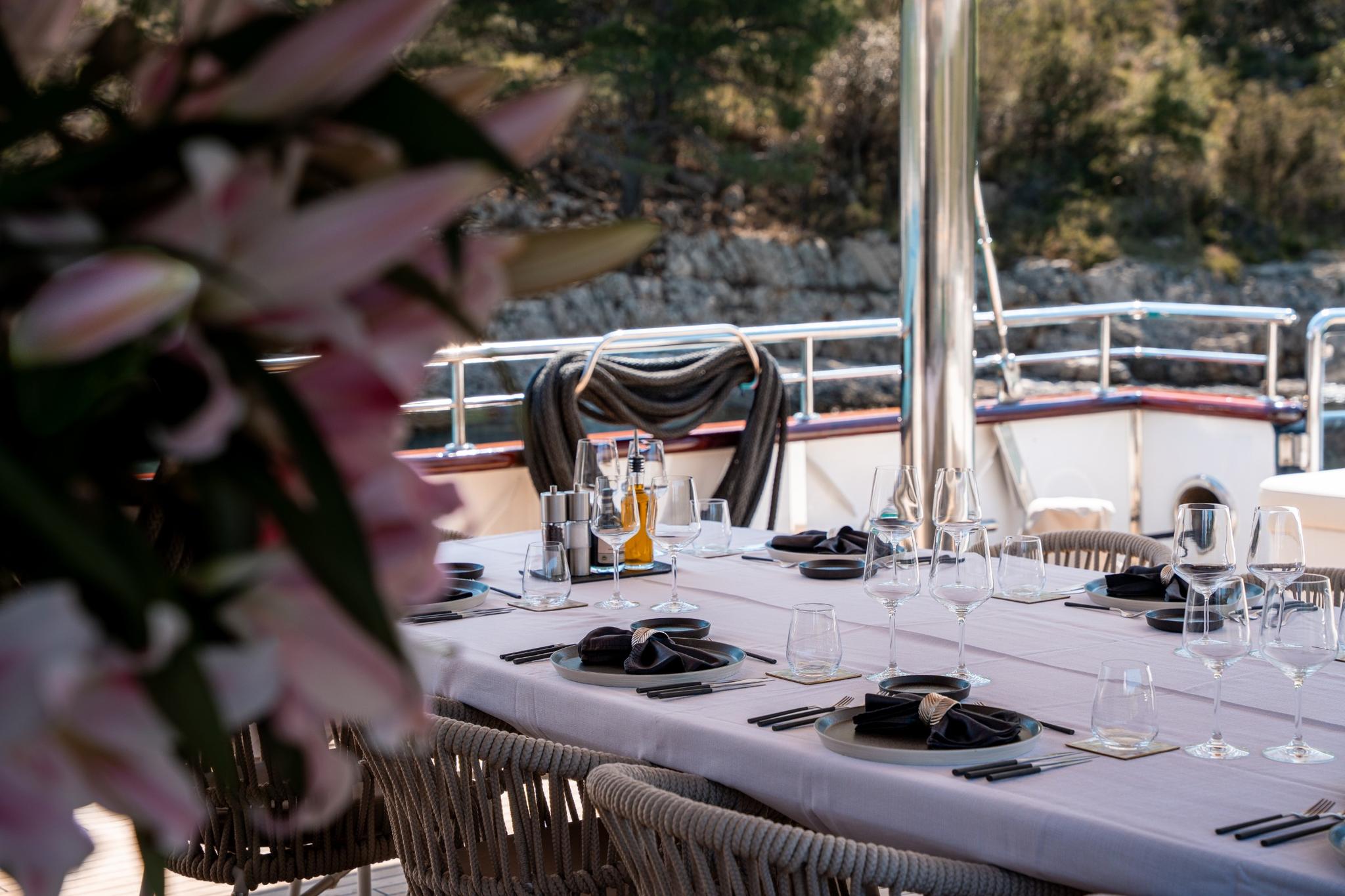 Nocturno gulet amenities lifestyle dining in Croatia