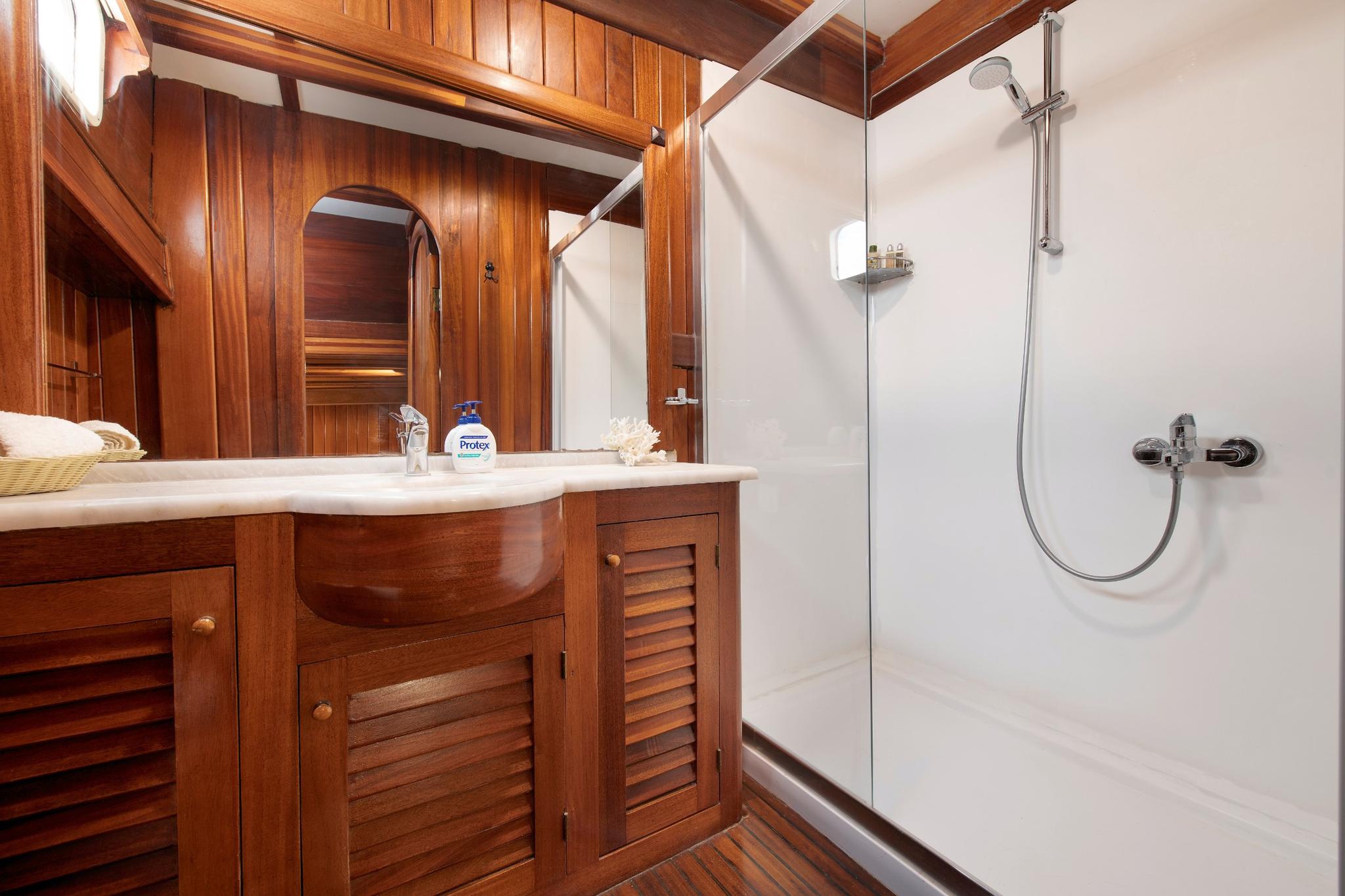 Sunworld 8 gulet accommodation interior cabin in Türkiye