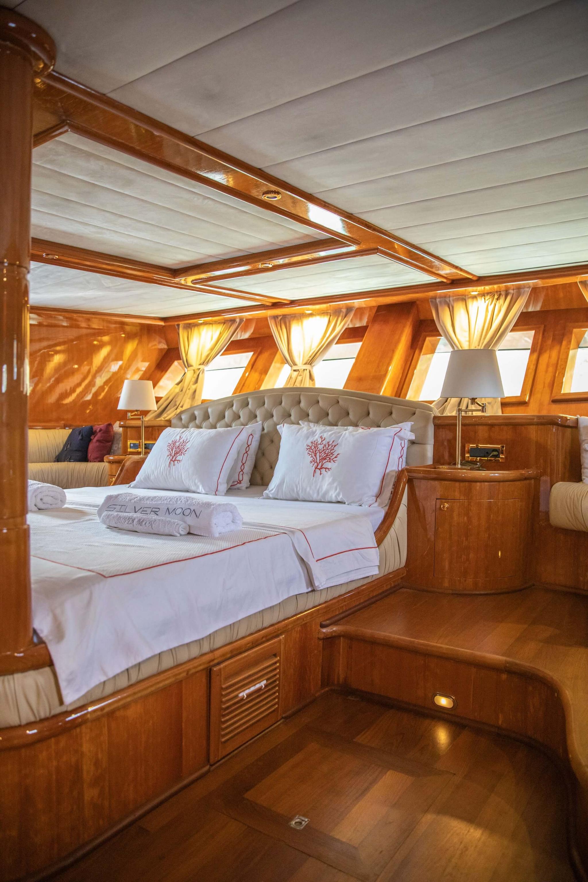 Silver Moon gulet accommodation interior cabin in Türkiye