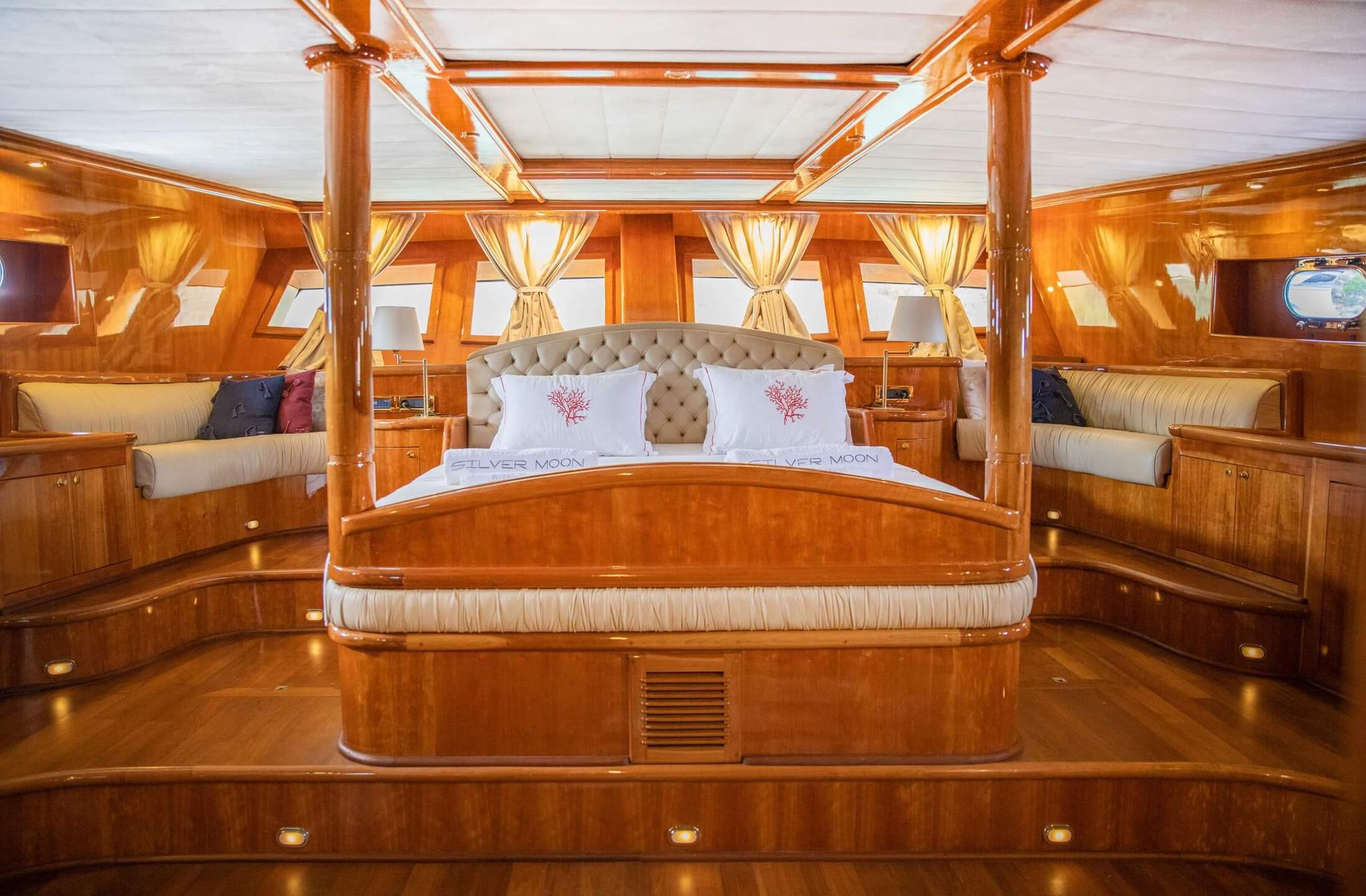 Silver Moon gulet accommodation interior cabin in Türkiye