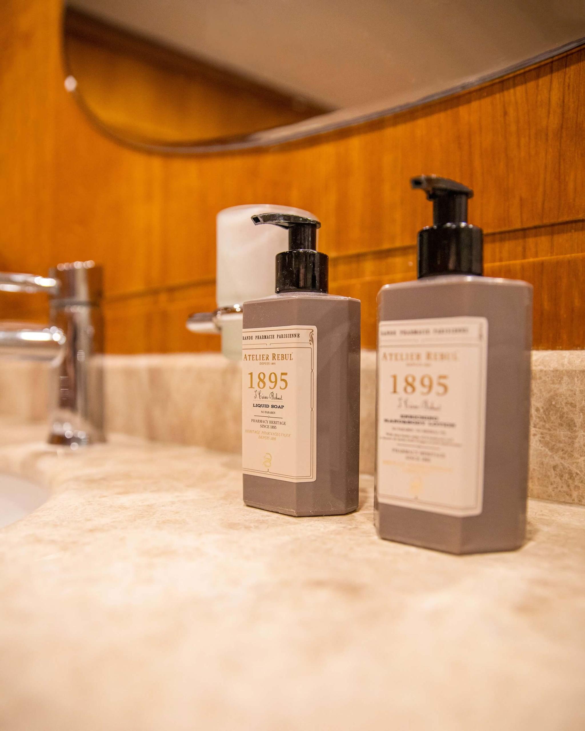 Silver Moon gulet accommodation interior cabin in Türkiye