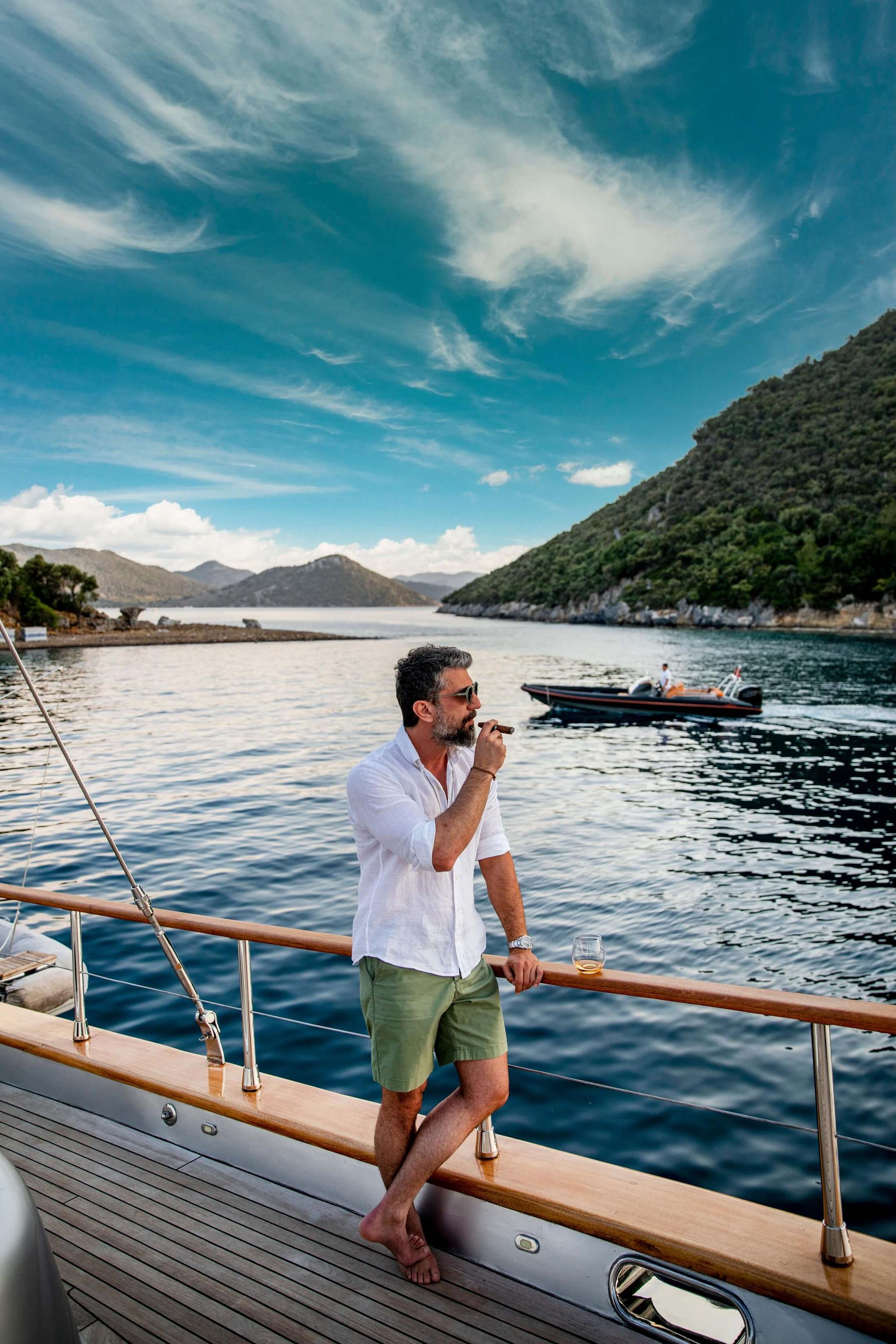 Silver Moon gulet amenities lifestyle dining in Türkiye