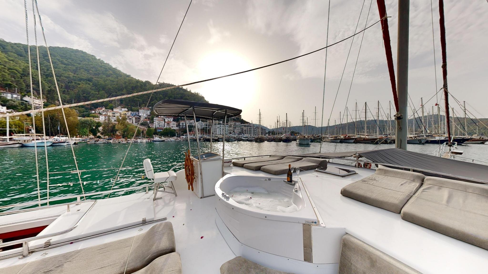 Diamond Lila gulet amenities exterior deck in Türkiye