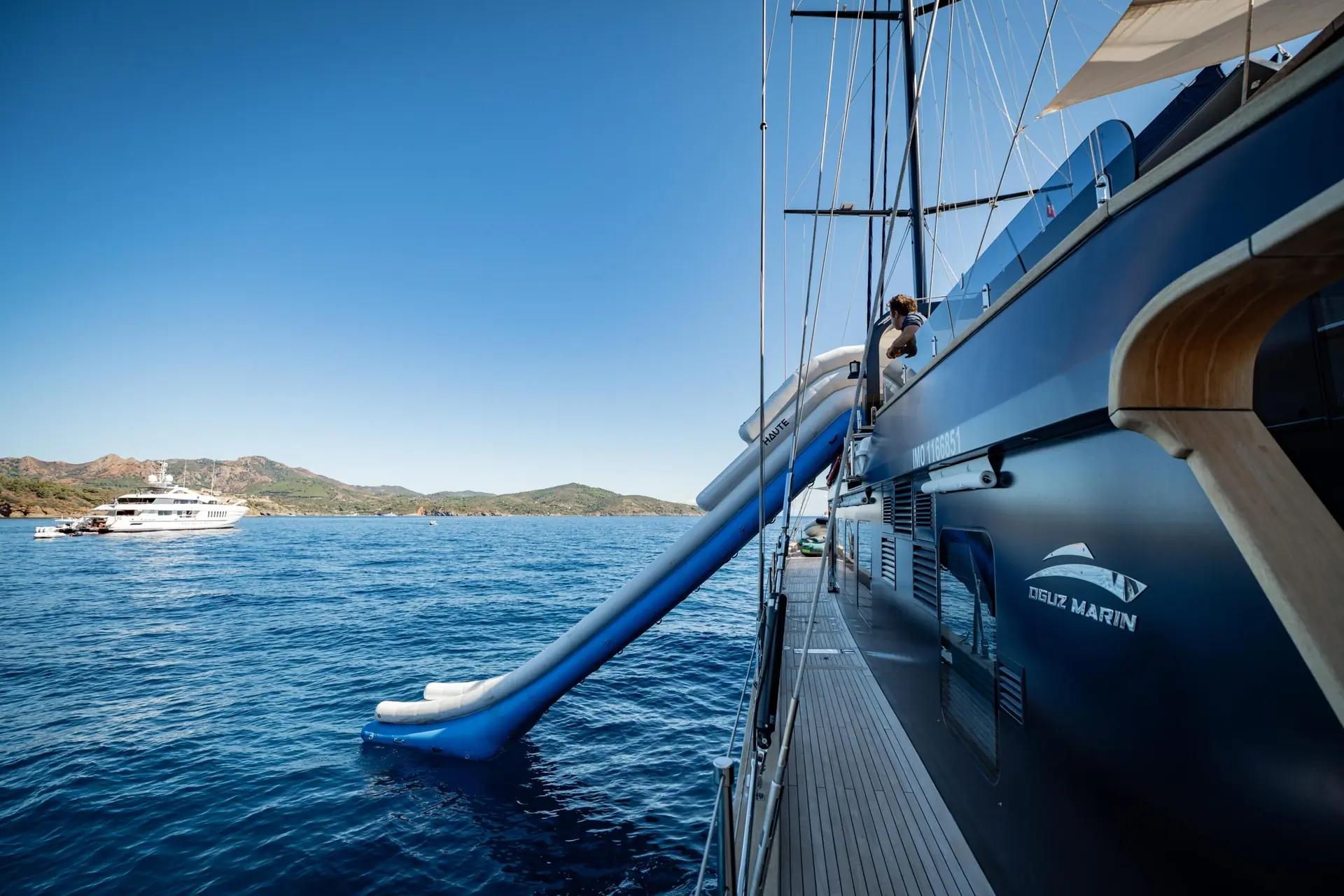 Oguz Khan gulet amenities interior cabin in Türkiye