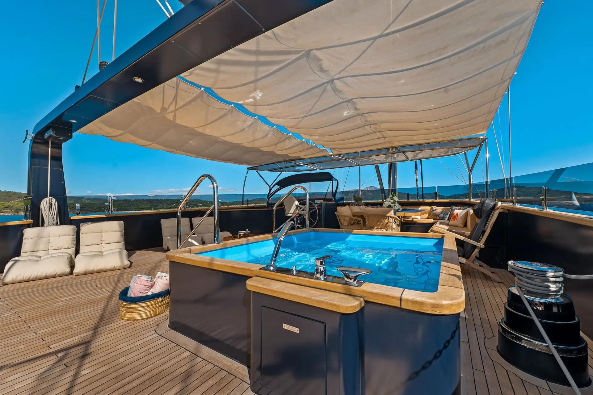 Oguz Khan gulet amenities interior cabin in Türkiye