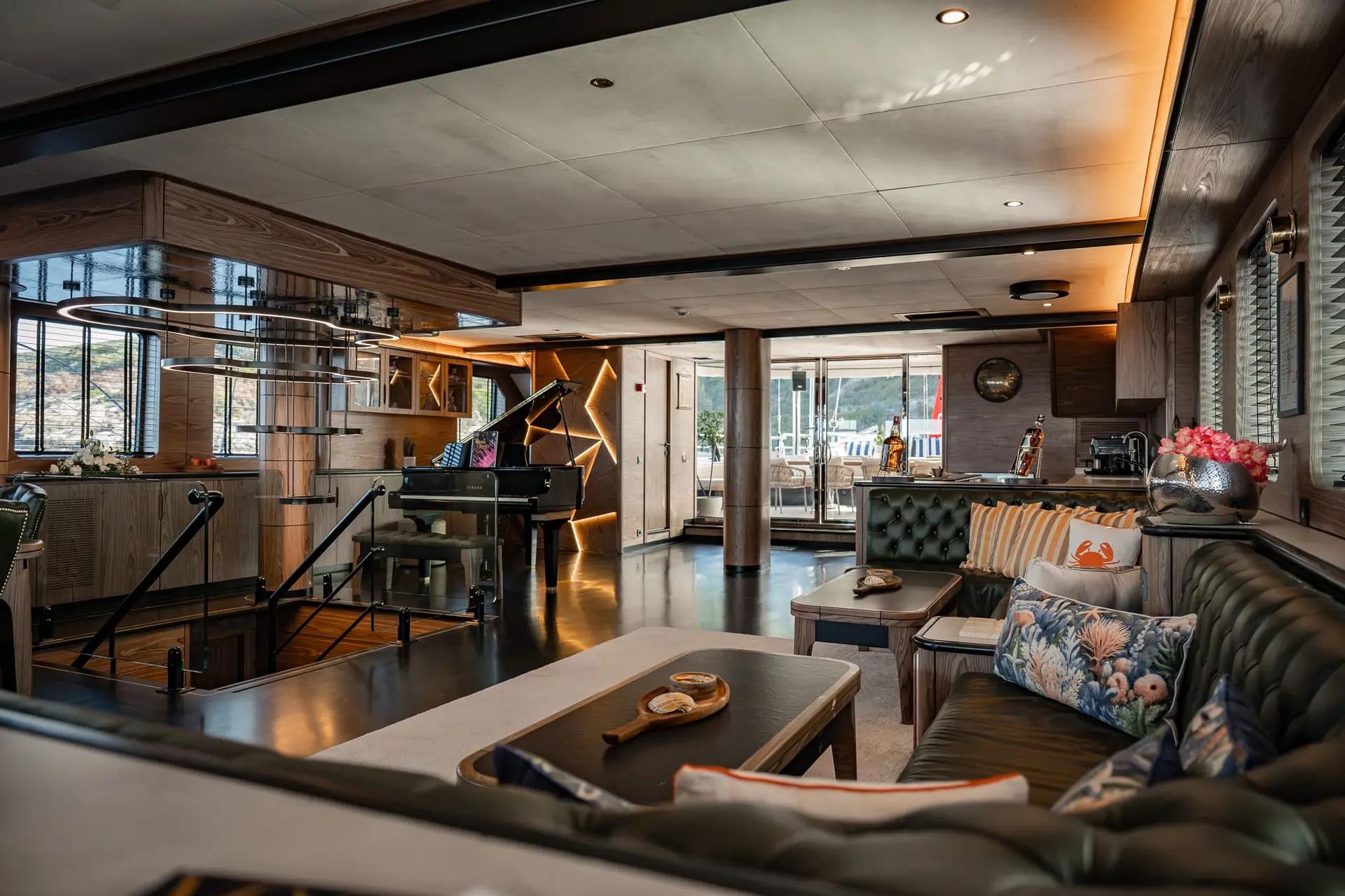Oguz Khan gulet amenities interior cabin in Türkiye