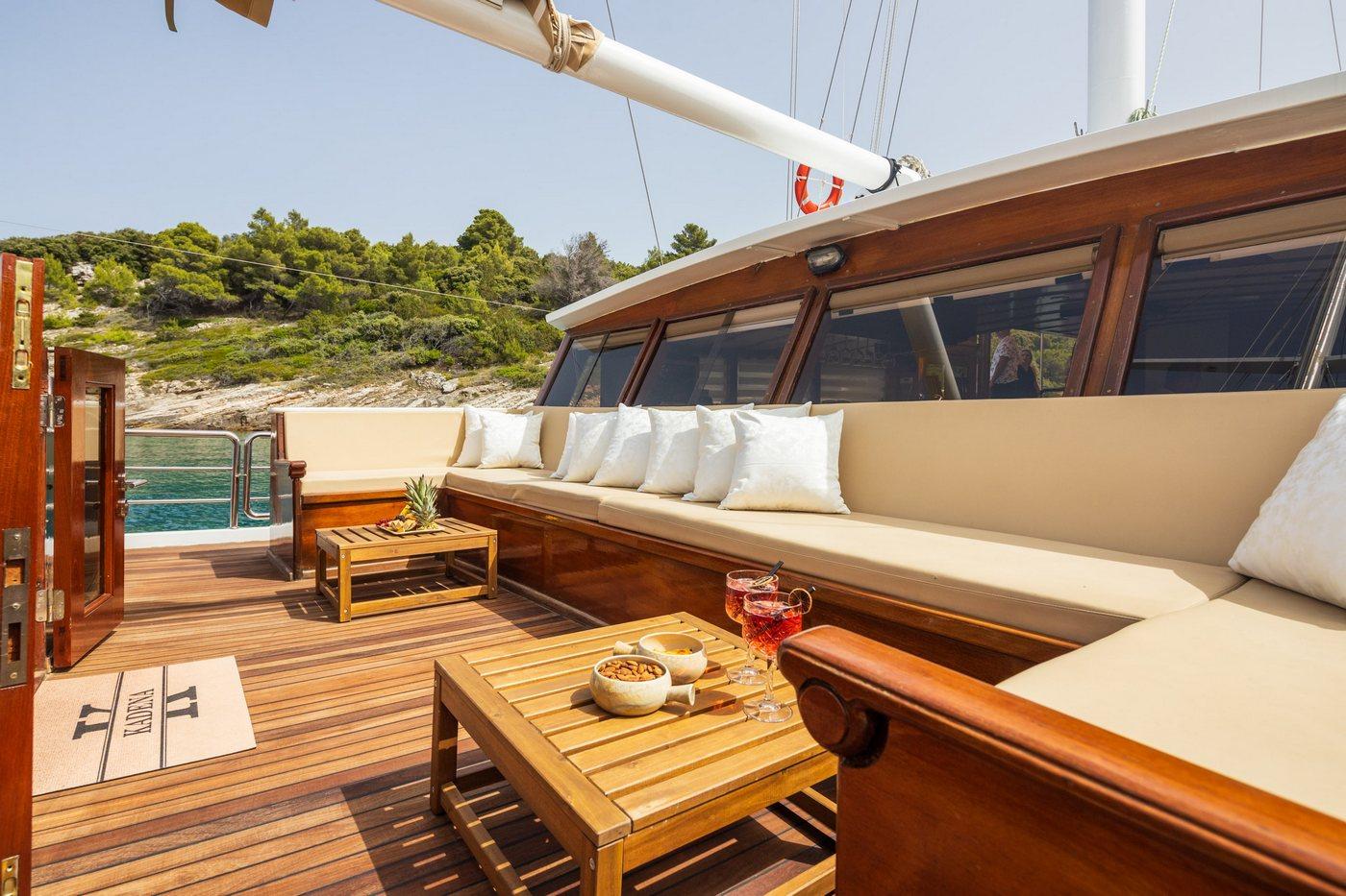 Kadena gulet amenities exterior deck in Croatia