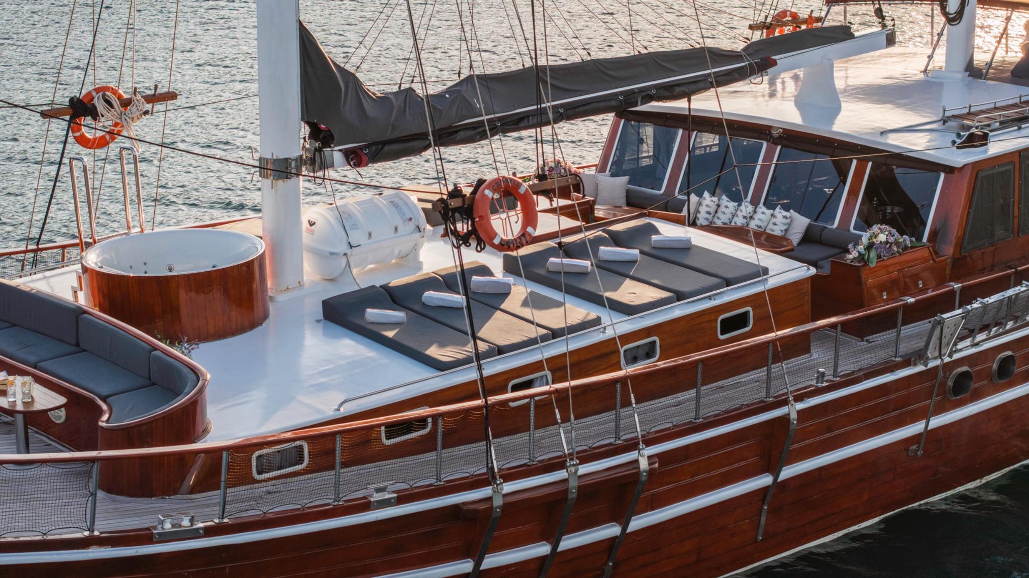 Croatia gulet amenities exterior deck in Croatia