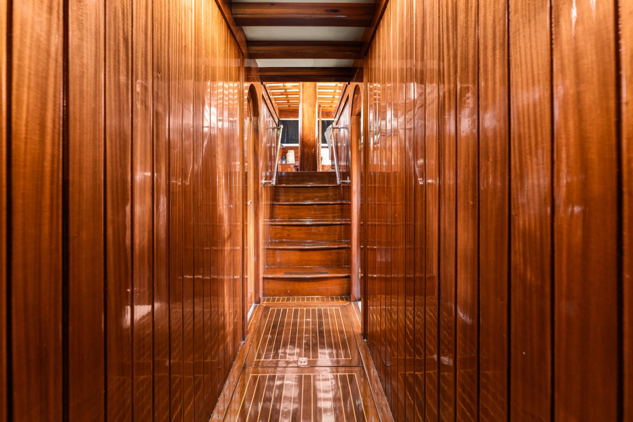 Croatia gulet amenities interior cabin in Croatia