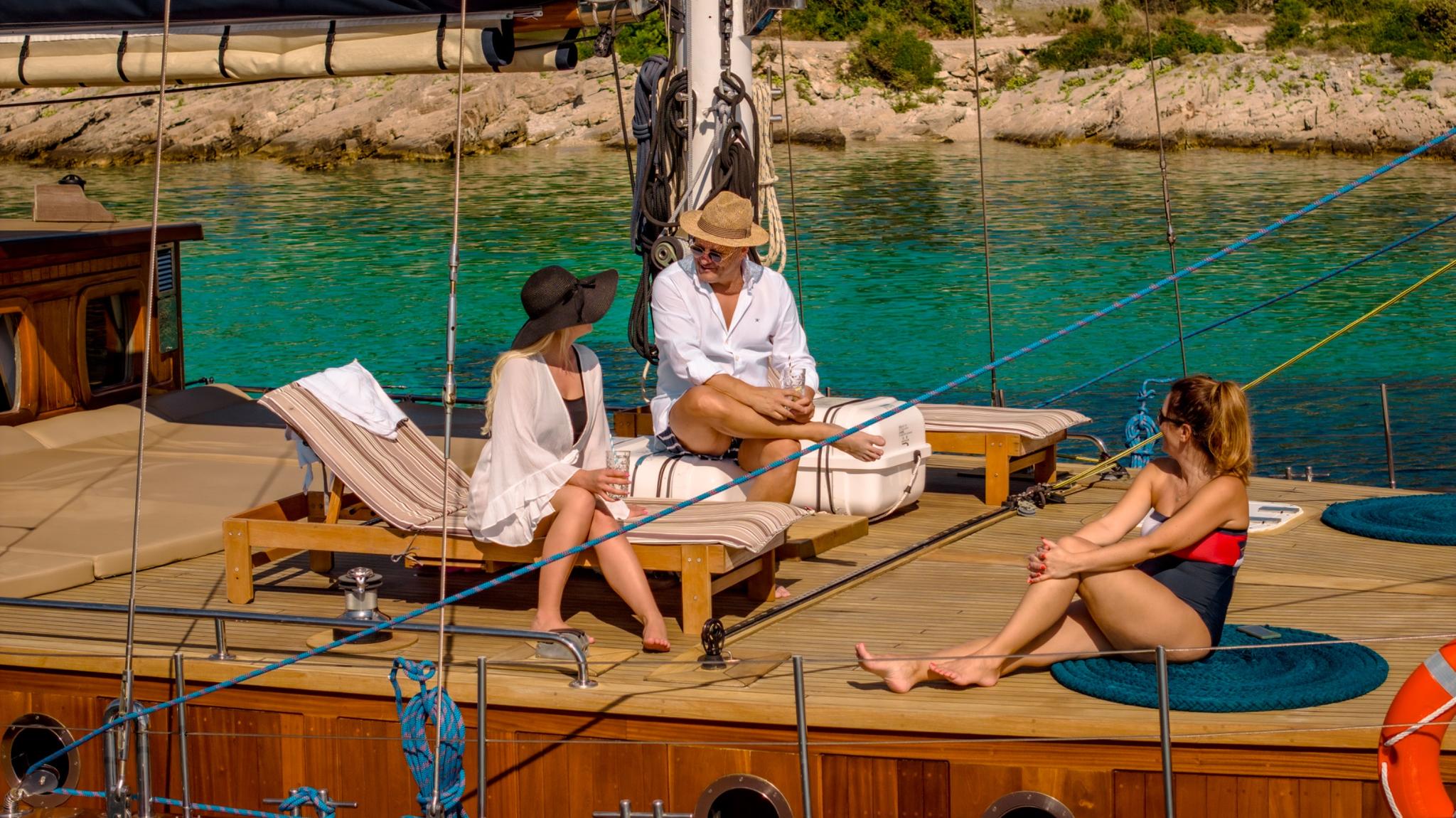 Smart Spirit gulet amenities lifestyle dining in Croatia