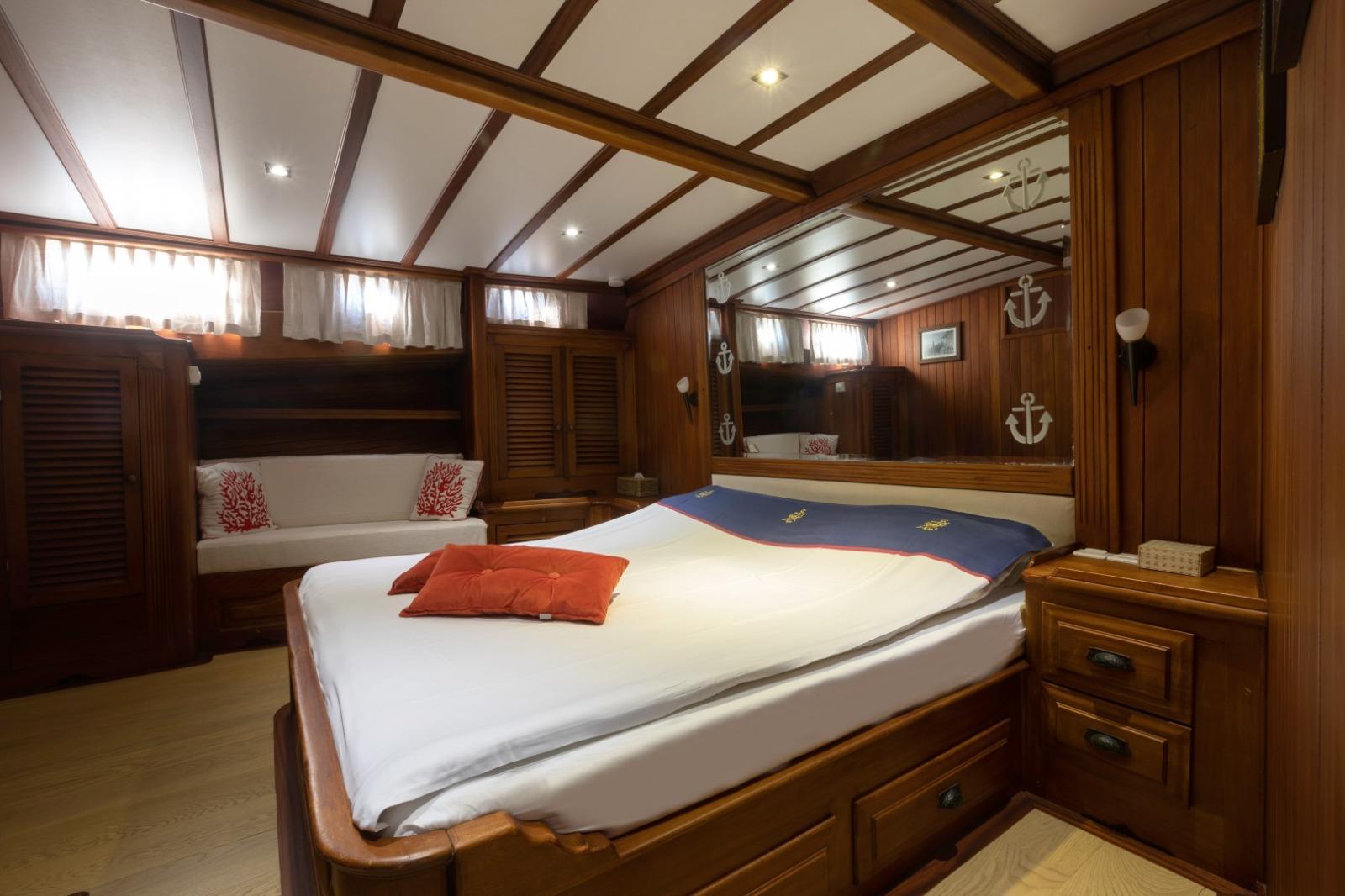 KANARYA gulet accommodation interior cabin in Türkiye