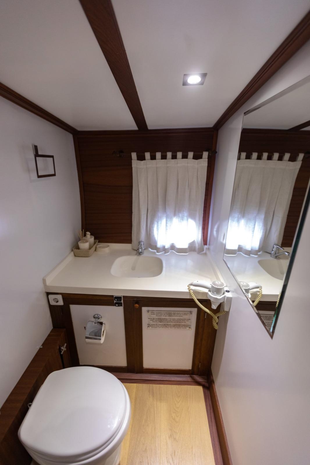 KANARYA gulet accommodation interior cabin in Türkiye