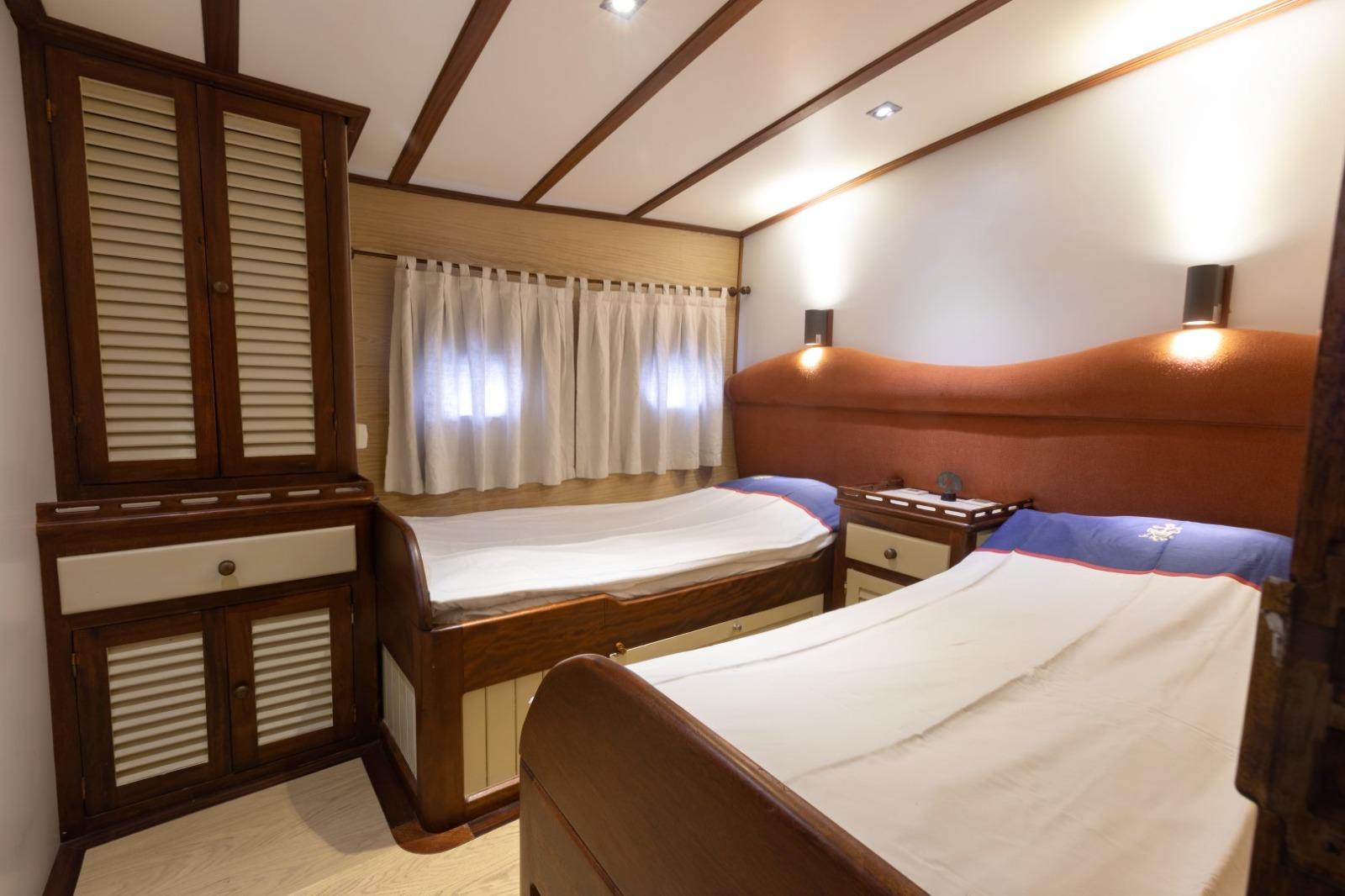 KANARYA gulet accommodation interior cabin in Türkiye