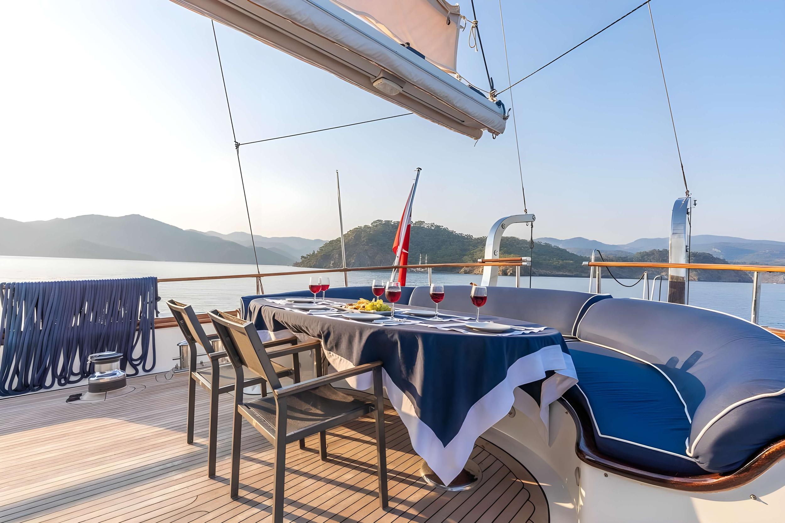 The Royal Blue gulet amenities lifestyle dining in Türkiye