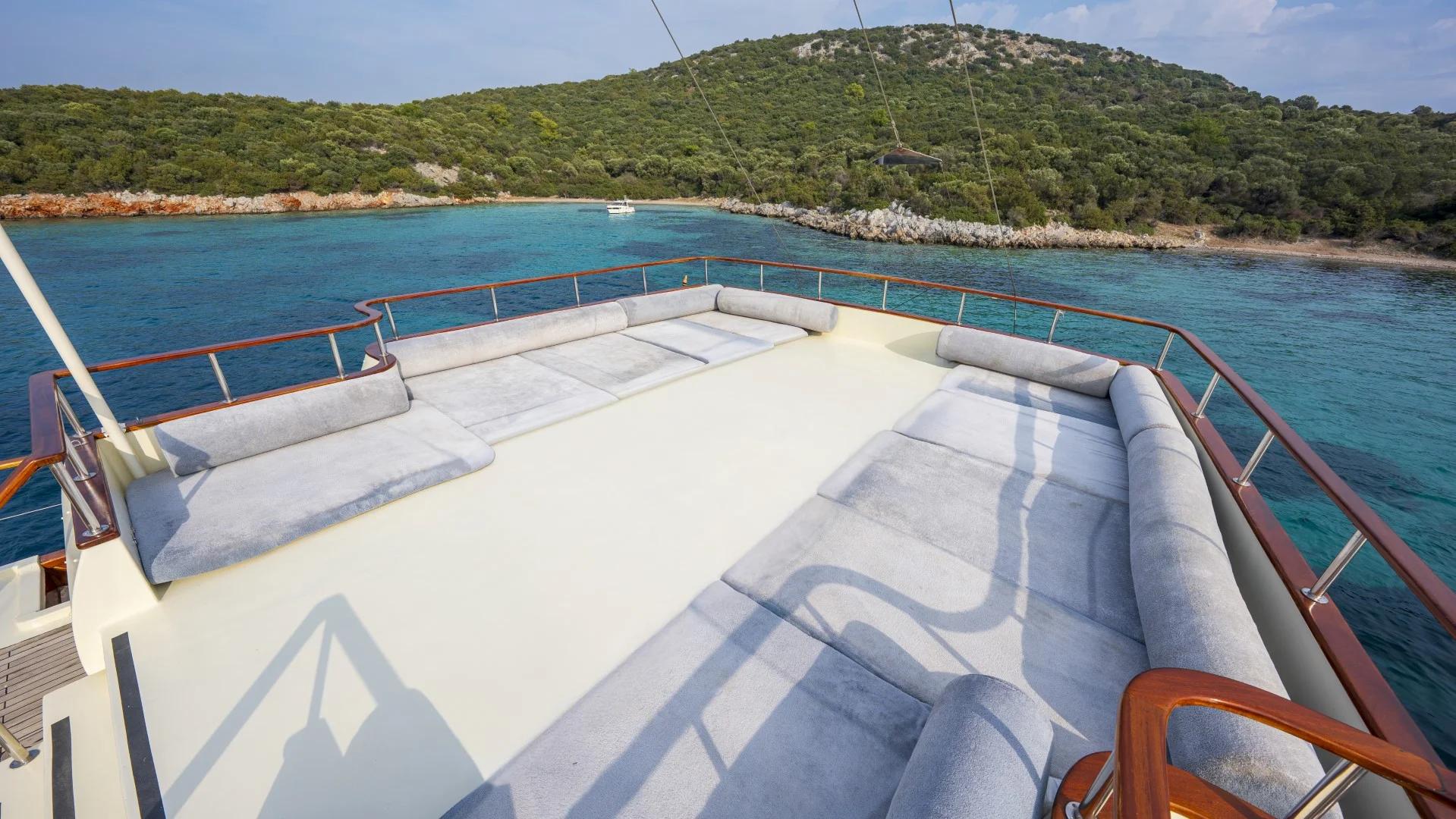 Elara 1 gulet amenities exterior deck in Türkiye