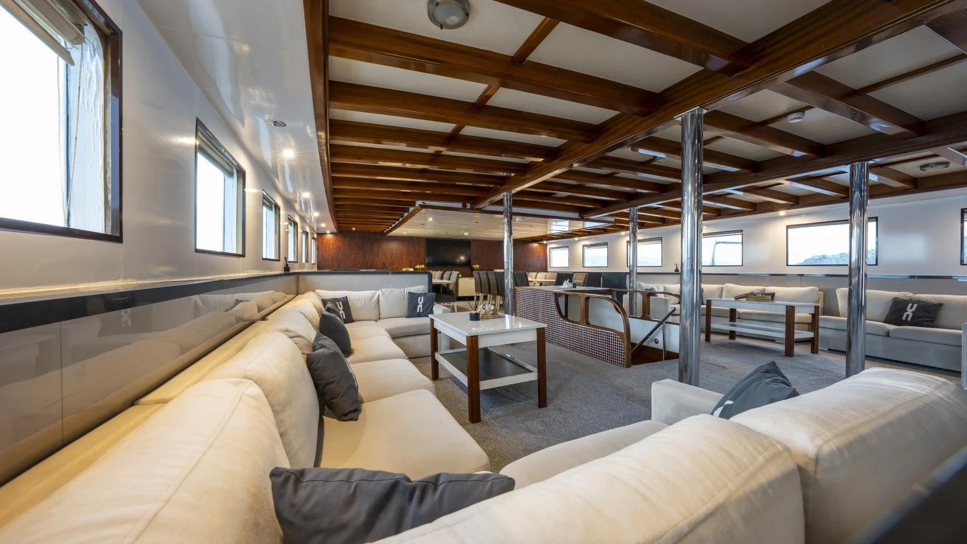 Elara 1 gulet amenities exterior deck in Türkiye