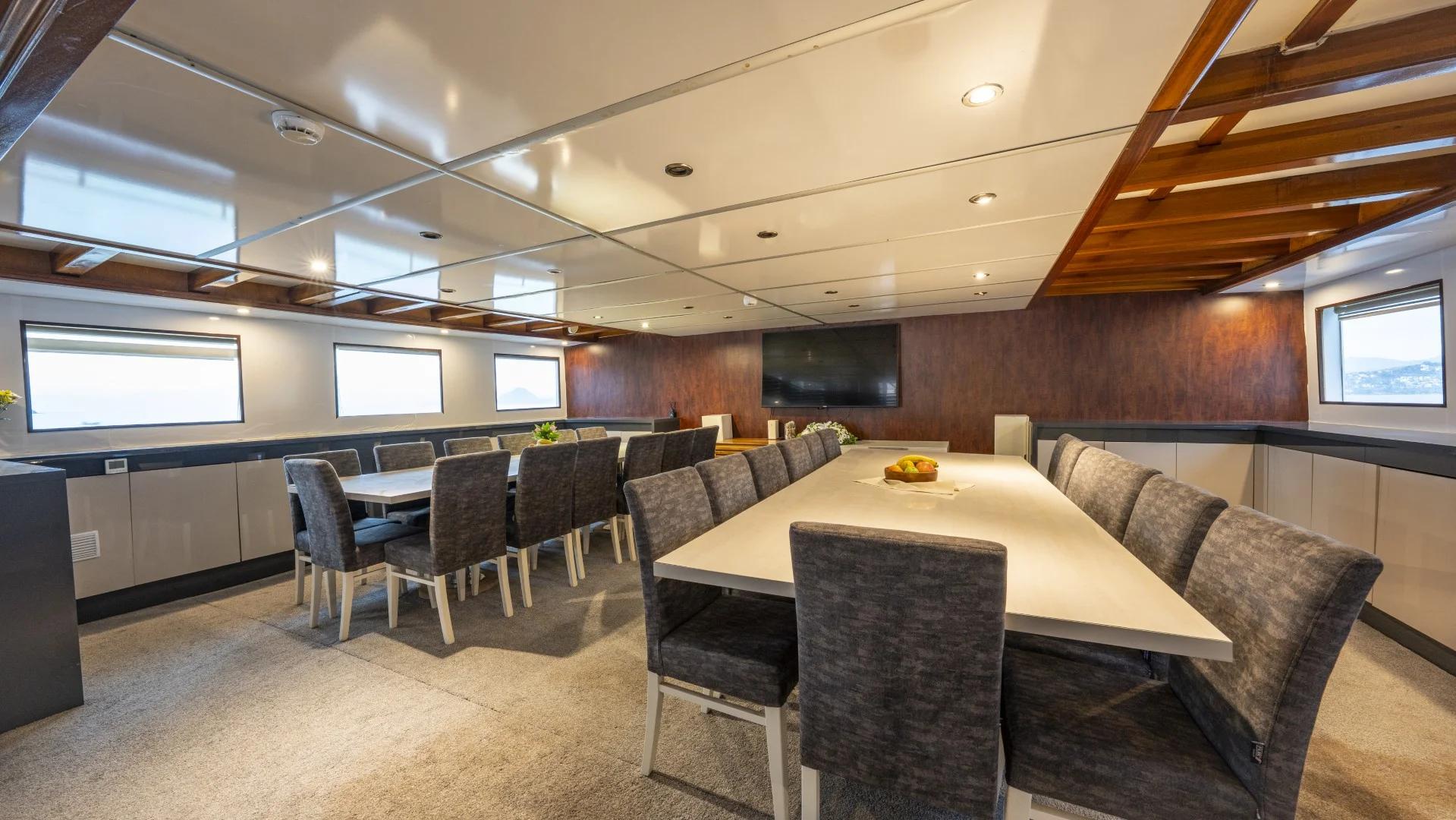 Elara 1 gulet amenities exterior deck in Türkiye