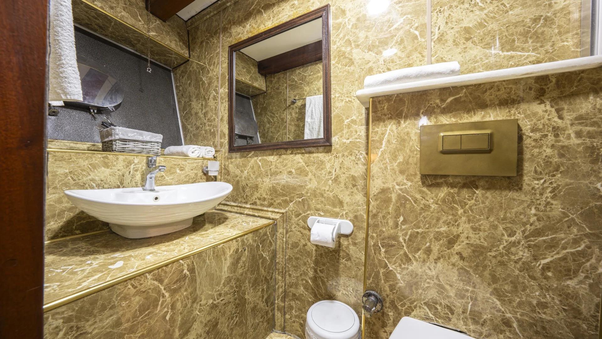 Elara 1 gulet accommodation interior cabin in Türkiye