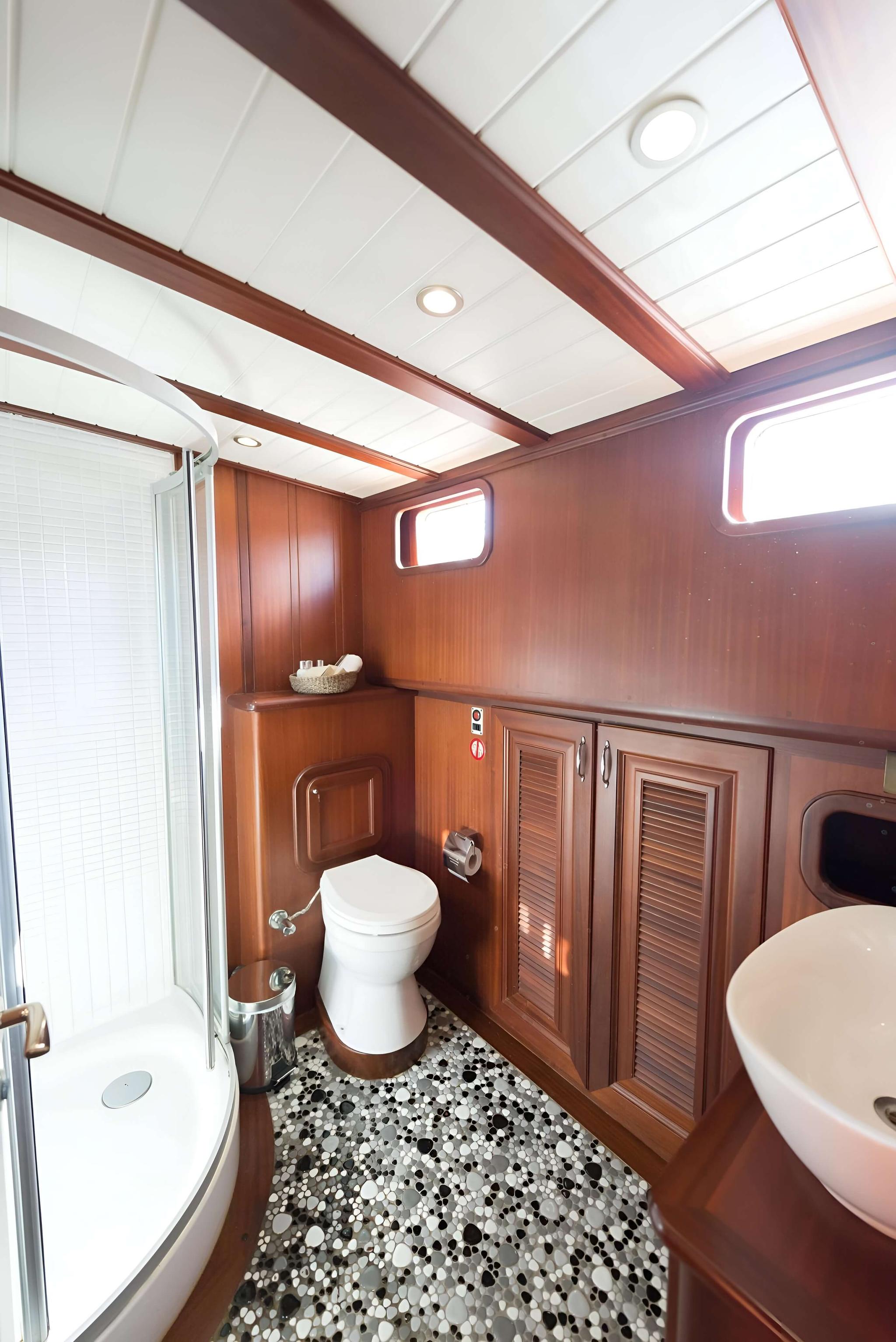 Primadonna gulet accommodation interior cabin in Türkiye