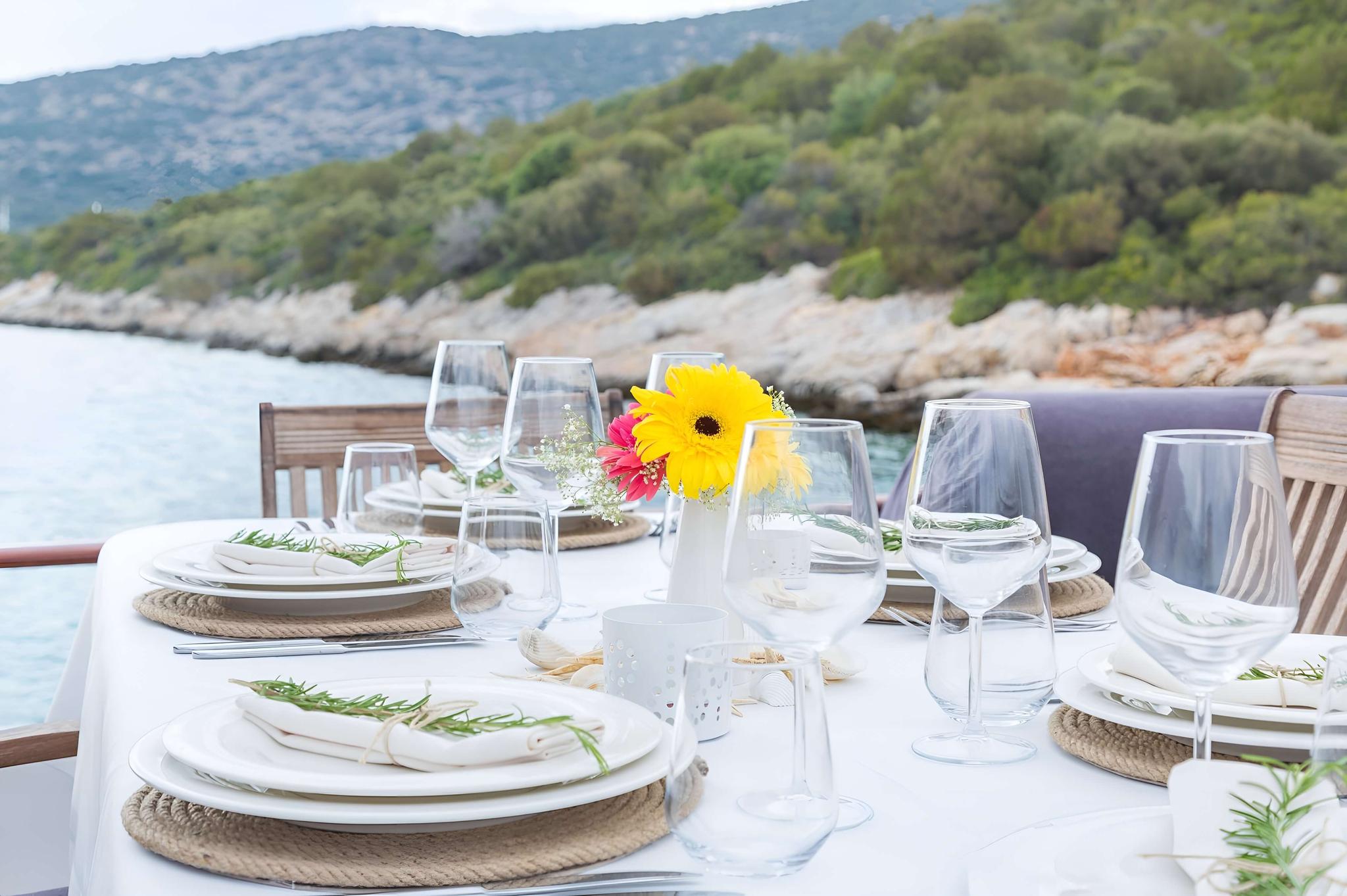 Primadonna gulet amenities lifestyle dining in Türkiye