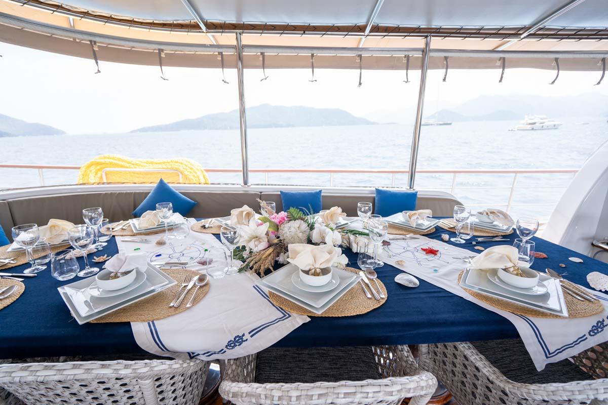 Nevra Queen gulet amenities exterior deck in Türkiye