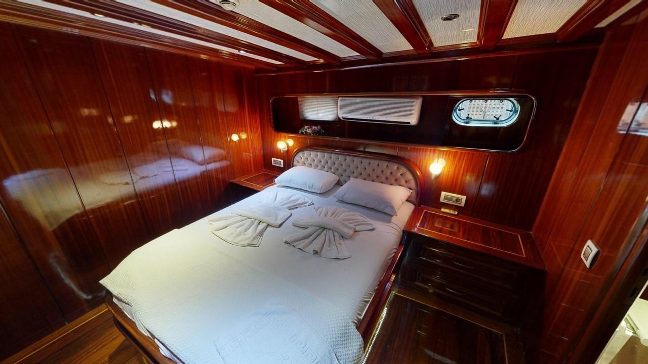 Dear Lila gulet accommodation interior cabin in Türkiye