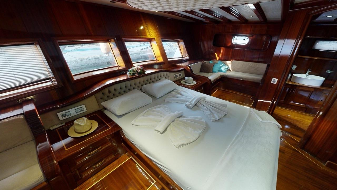 Dear Lila gulet accommodation interior cabin in Türkiye