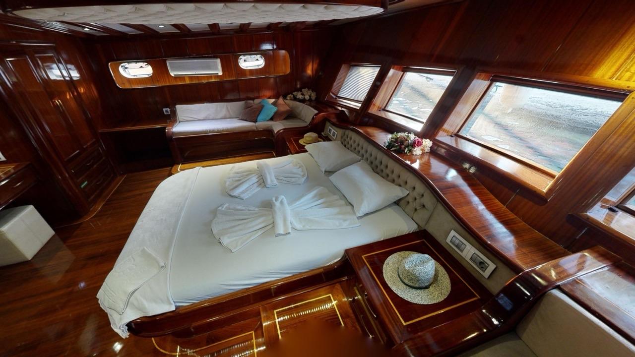 Dear Lila gulet accommodation interior cabin in Türkiye
