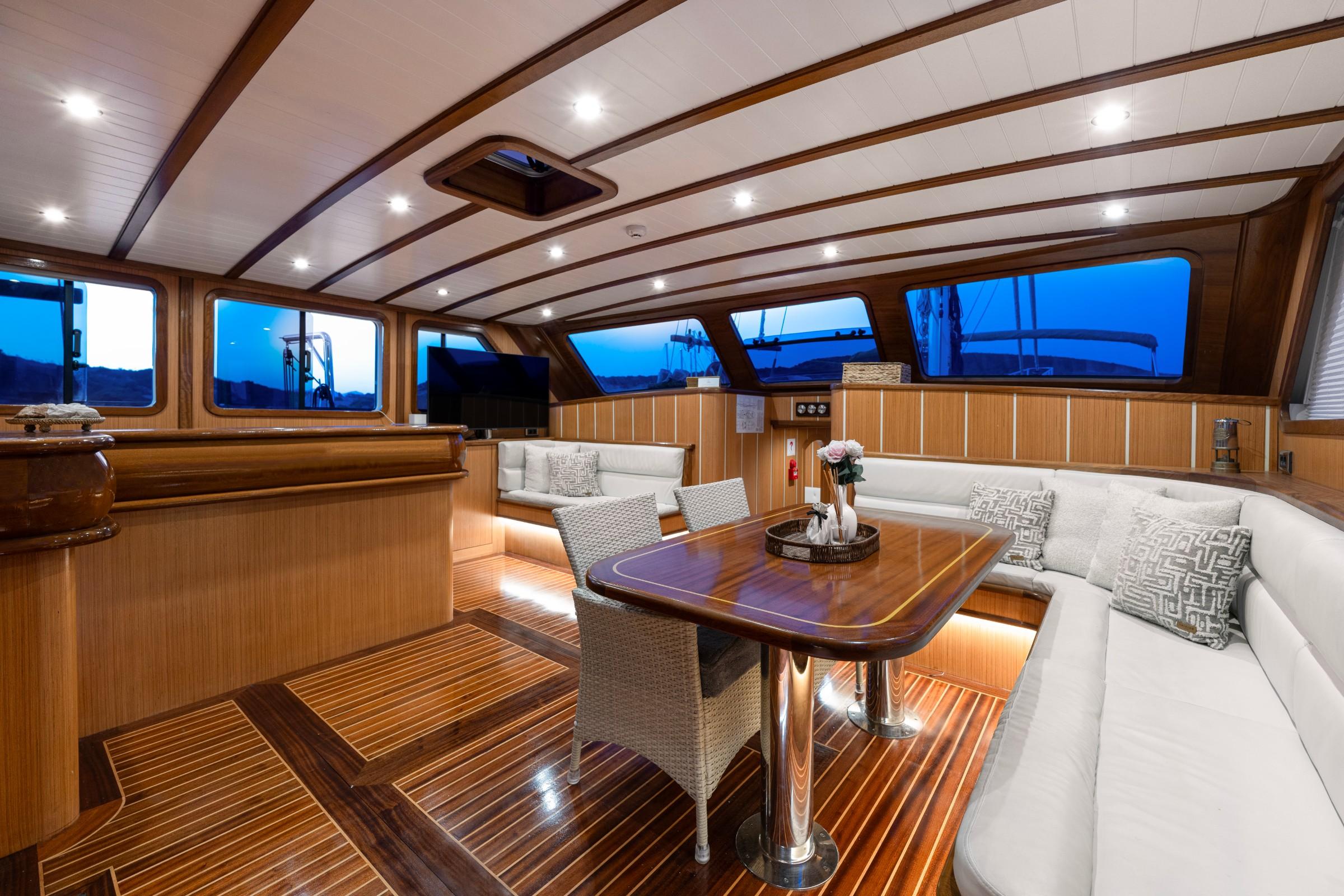Gözdem The One gulet amenities interior cabin in Türkiye