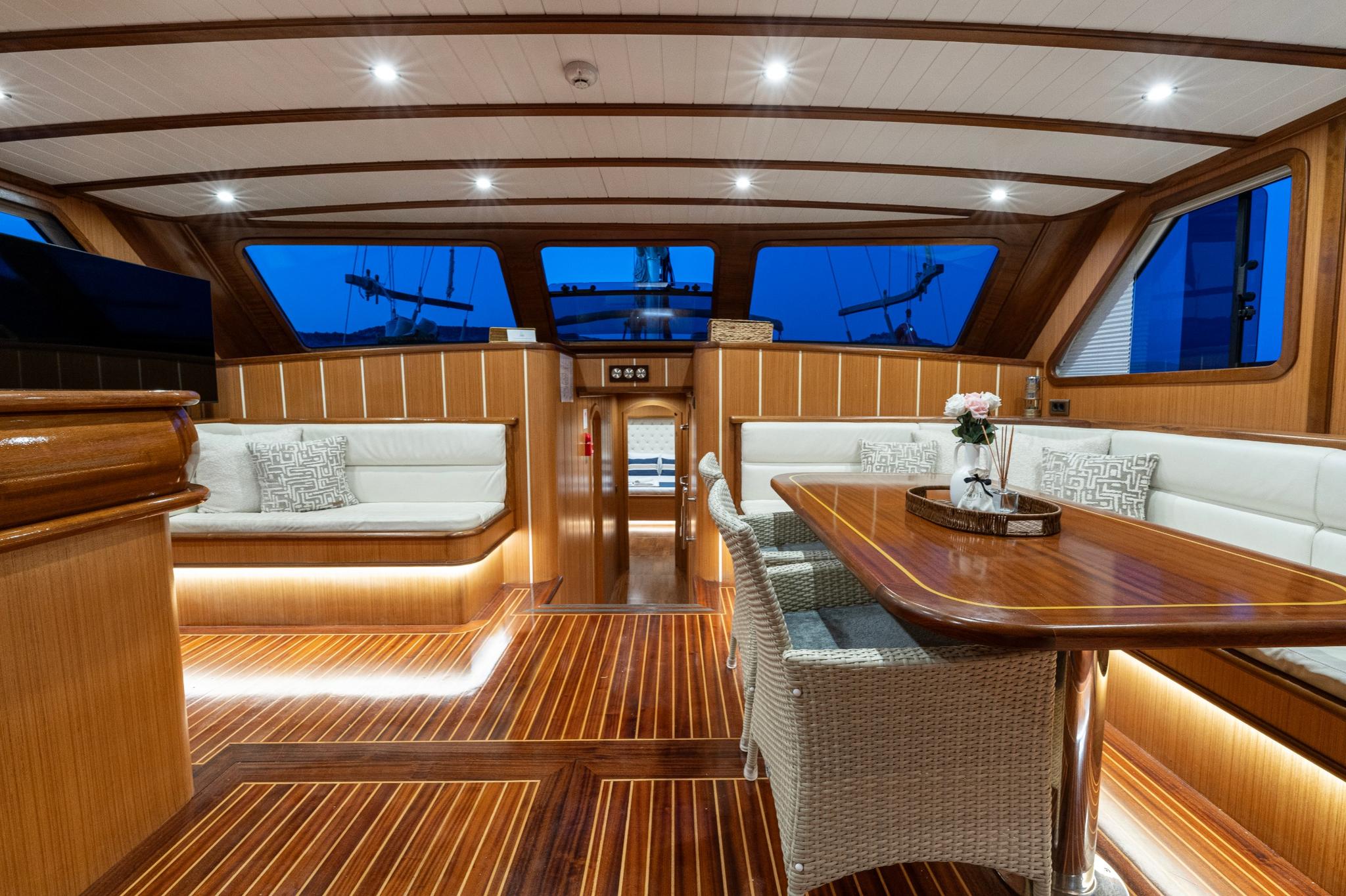 Gözdem The One gulet amenities interior cabin in Türkiye