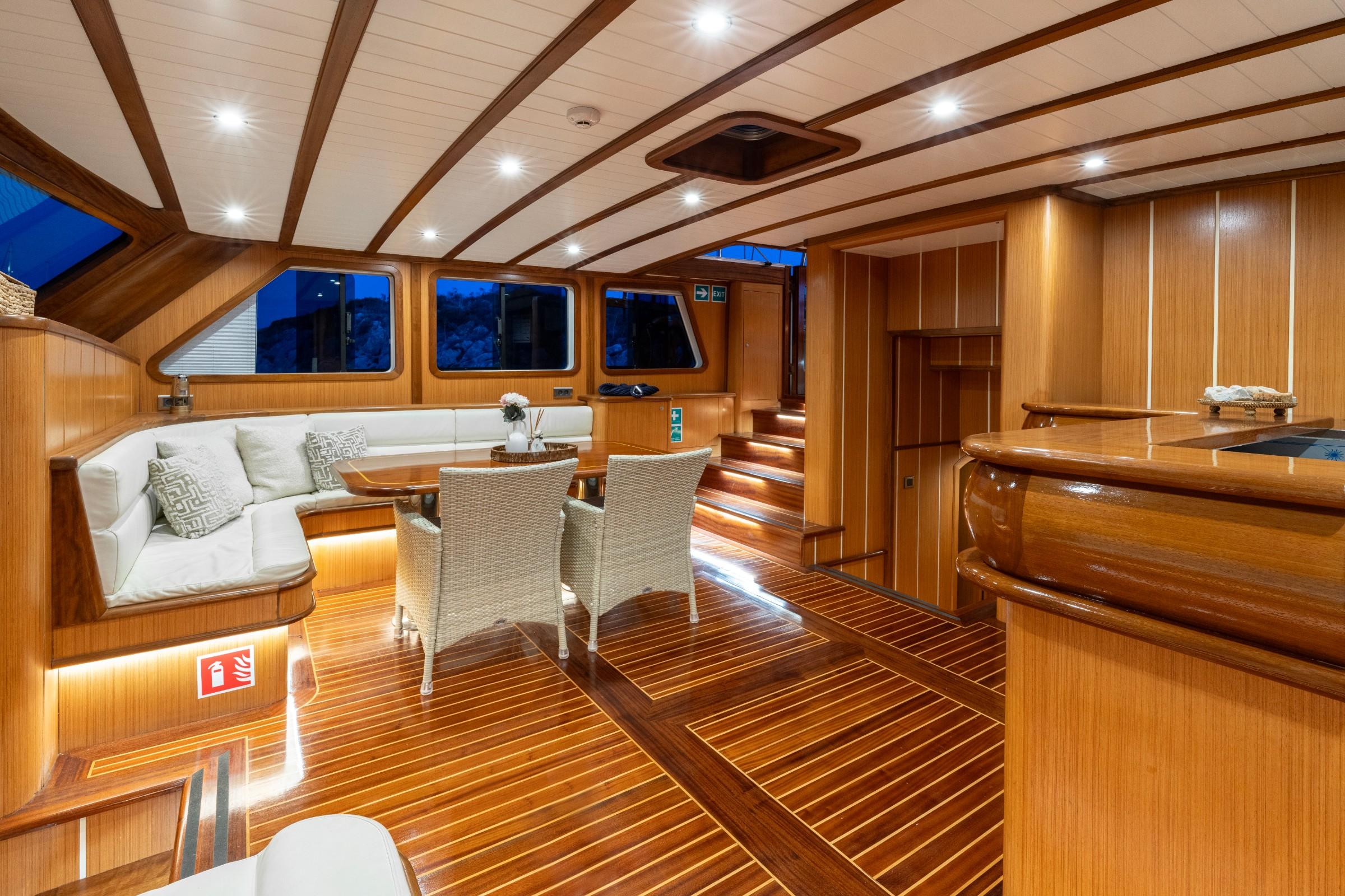 Gözdem The One gulet amenities interior cabin in Türkiye