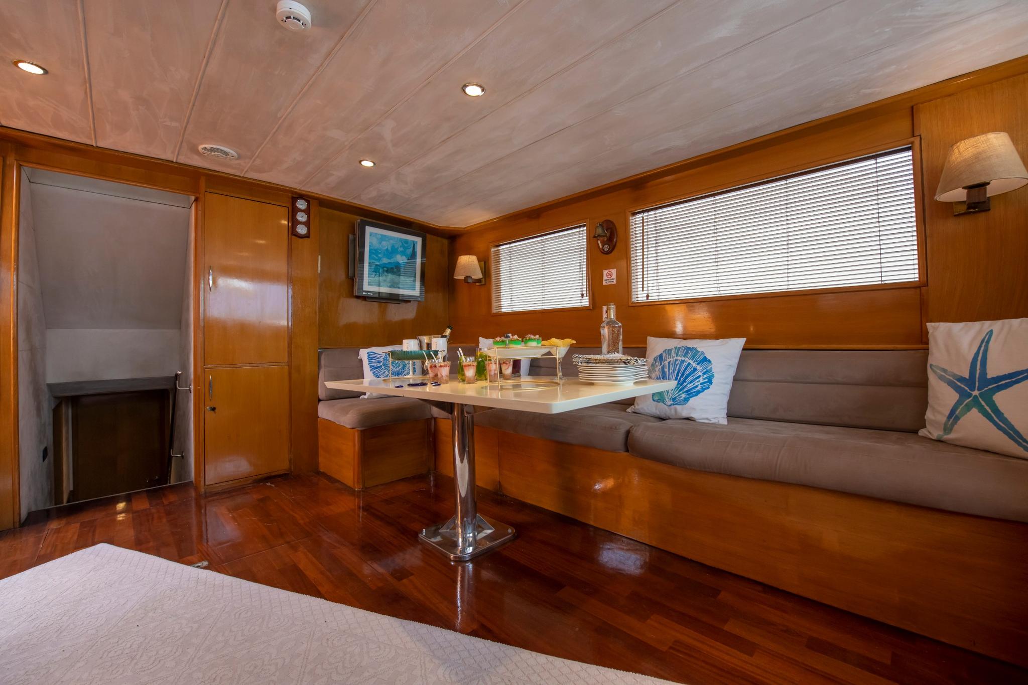 Cemre Mila gulet amenities interior cabin in Türkiye