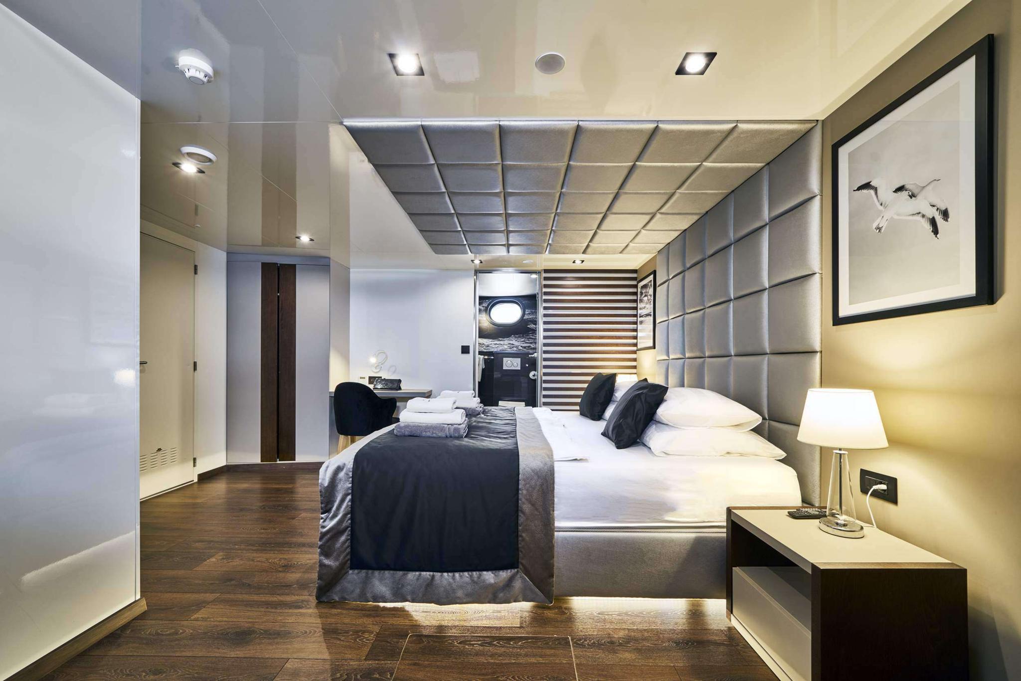 Rara Avis gulet accommodation interior cabin in Türkiye