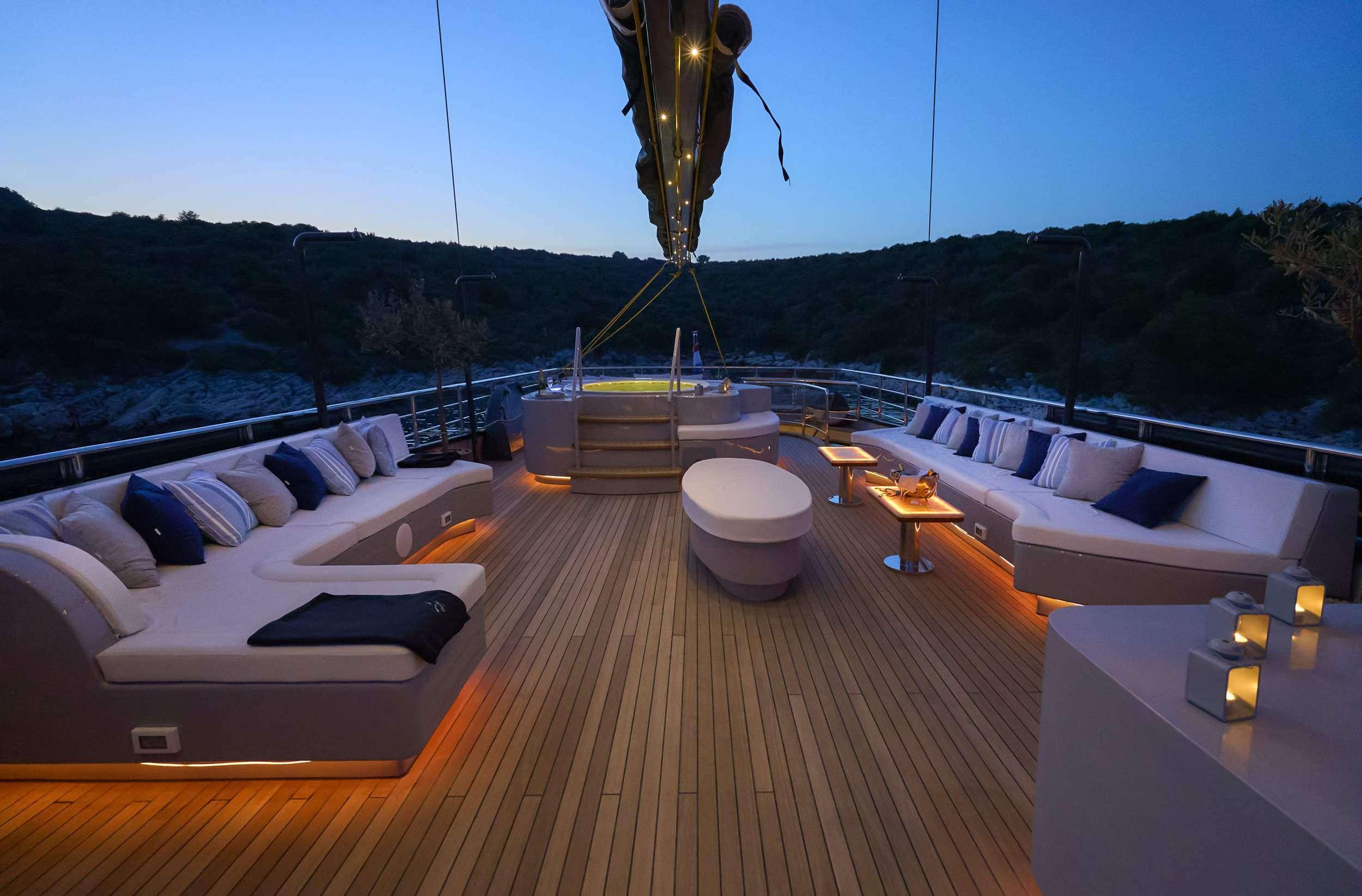 Rara Avis gulet amenities interior cabin in Croatia