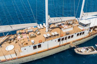 Yazz gulet amenities exterior deck in Türkiye